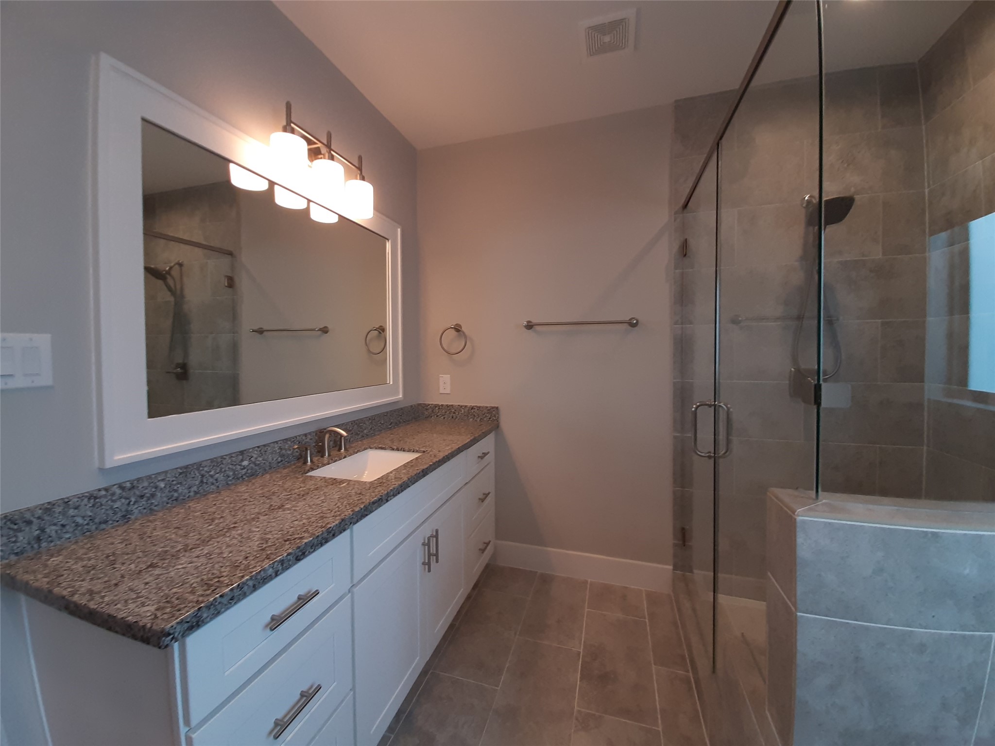 1716 Ridgewood Street Property Photo 22