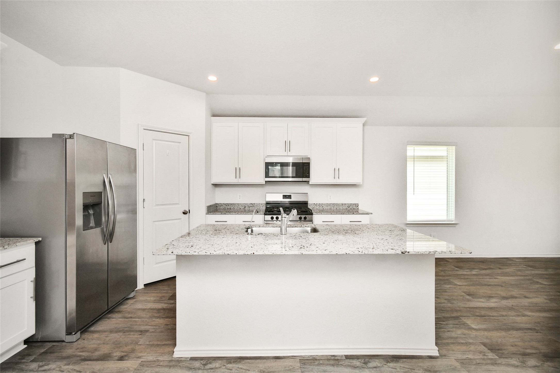 4243 Bromham Farms Drive Property Photo 9