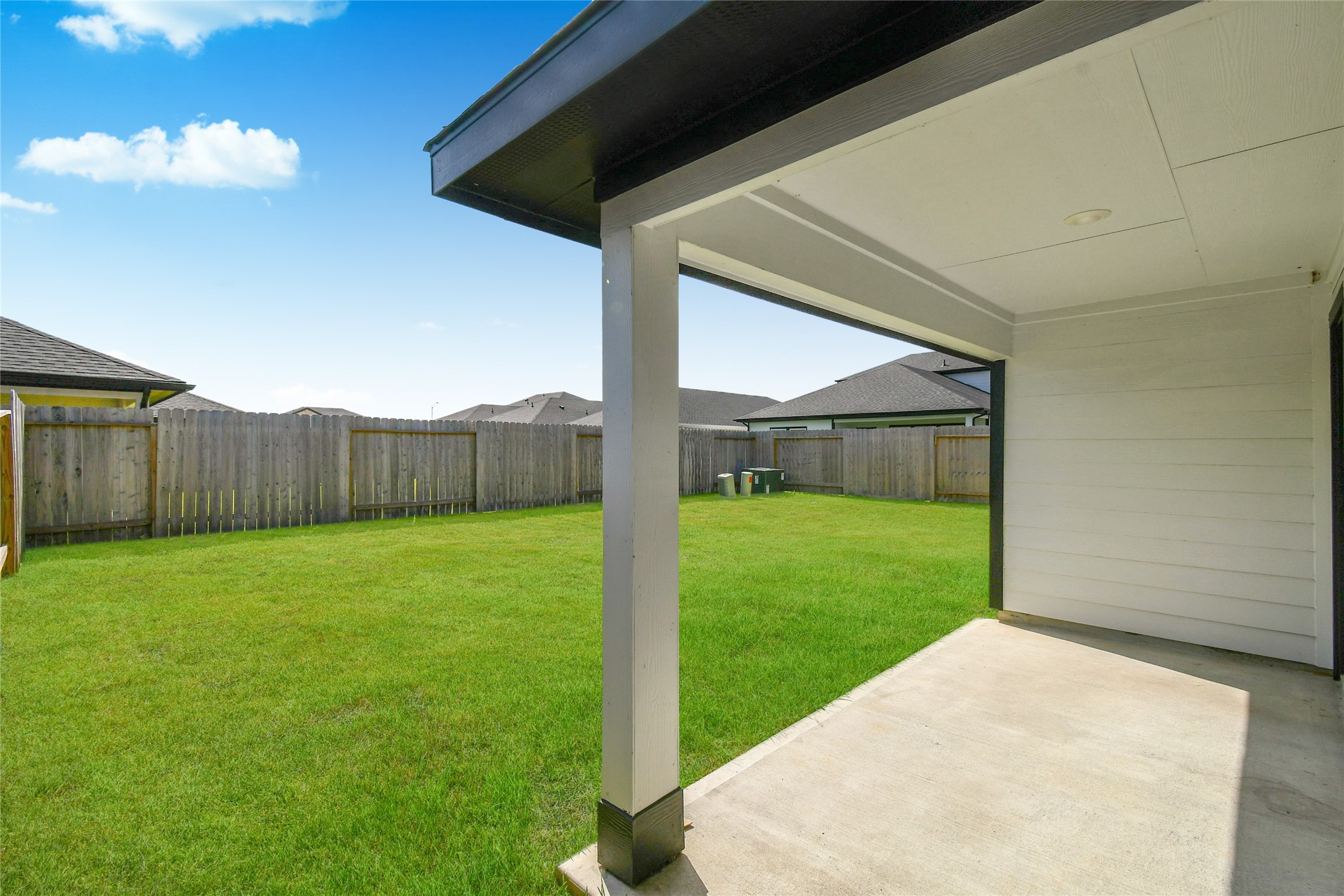 4243 Bromham Farms Drive Property Photo 34