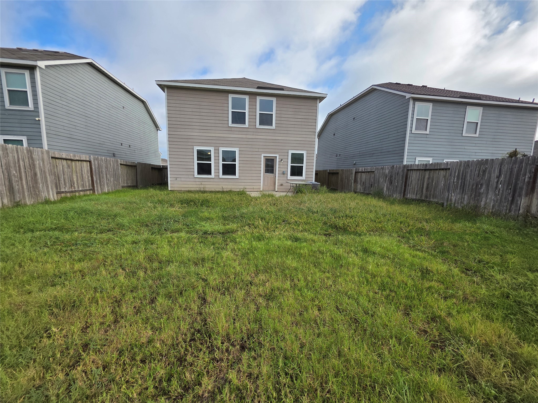 26035 Allan Poe Drive Property Photo 13