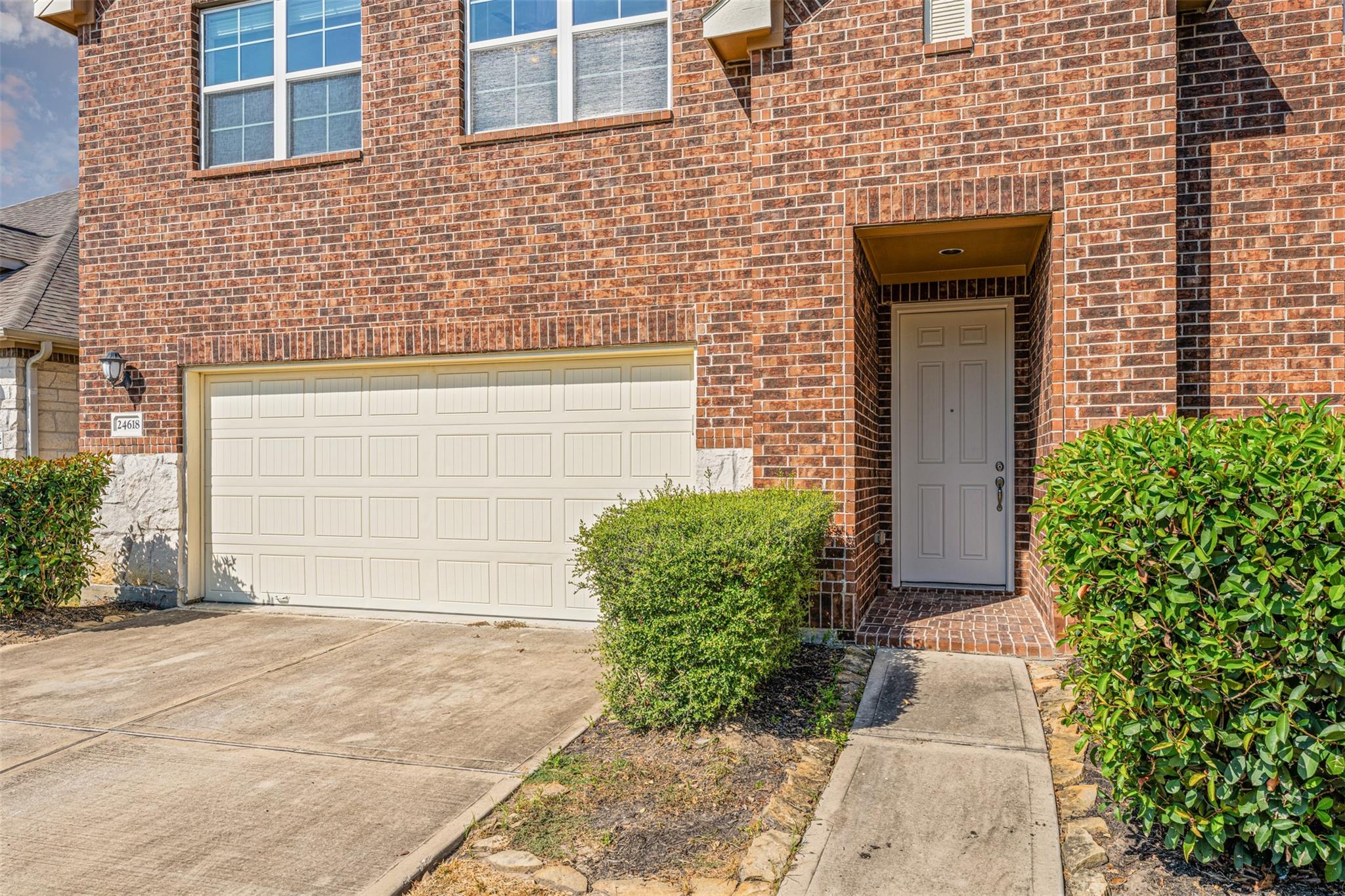 24618 Windmill Canyon Lane, Richmond Tx 77406 Property Photo 5