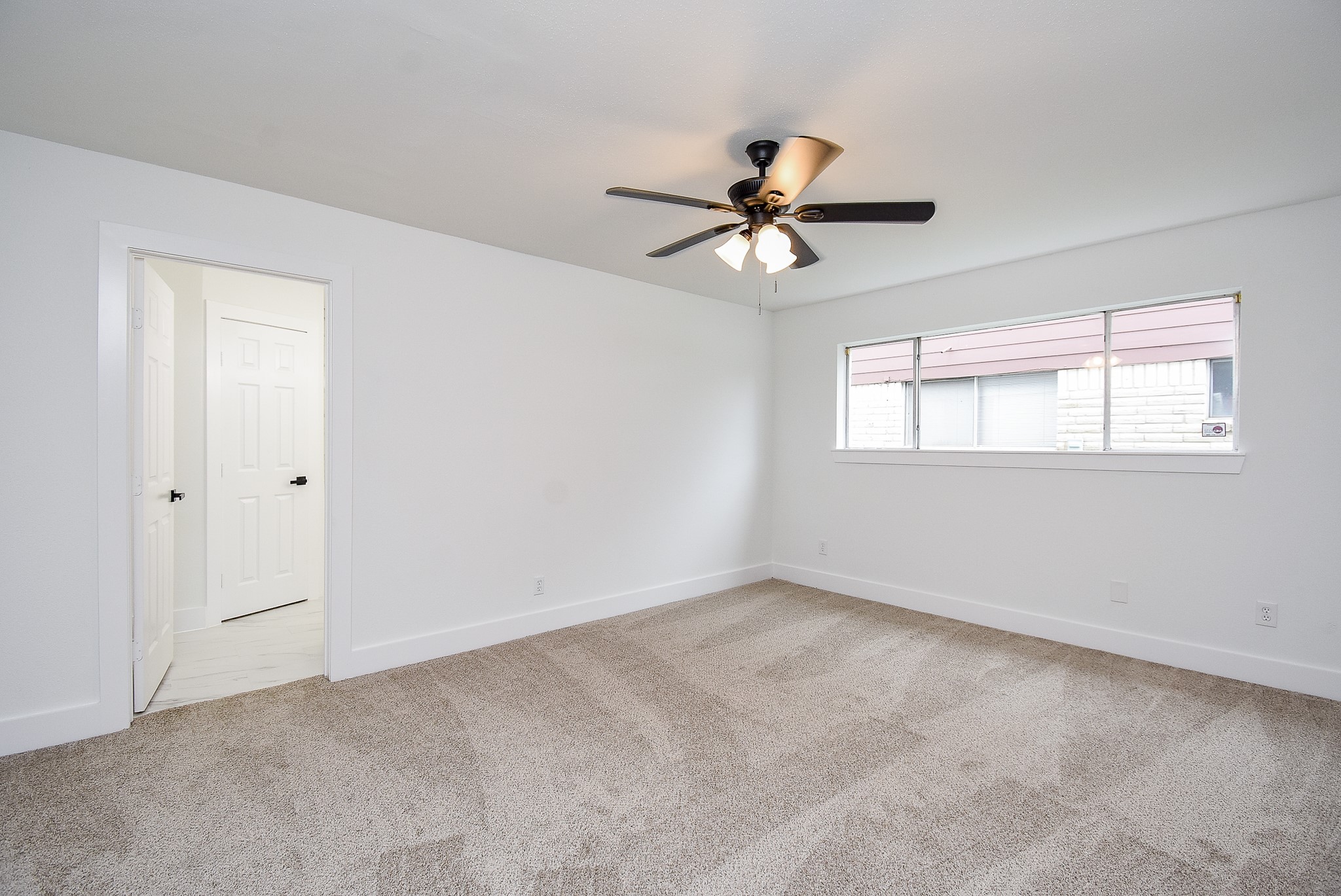 1815 Mustang Springs Drive Property Photo 20