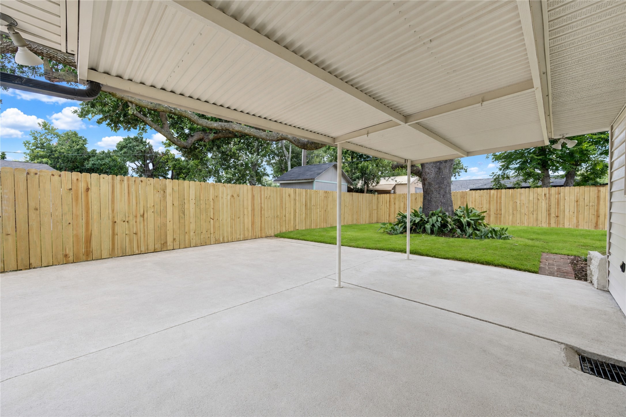 5914 Hewitt Drive Property Photo 26