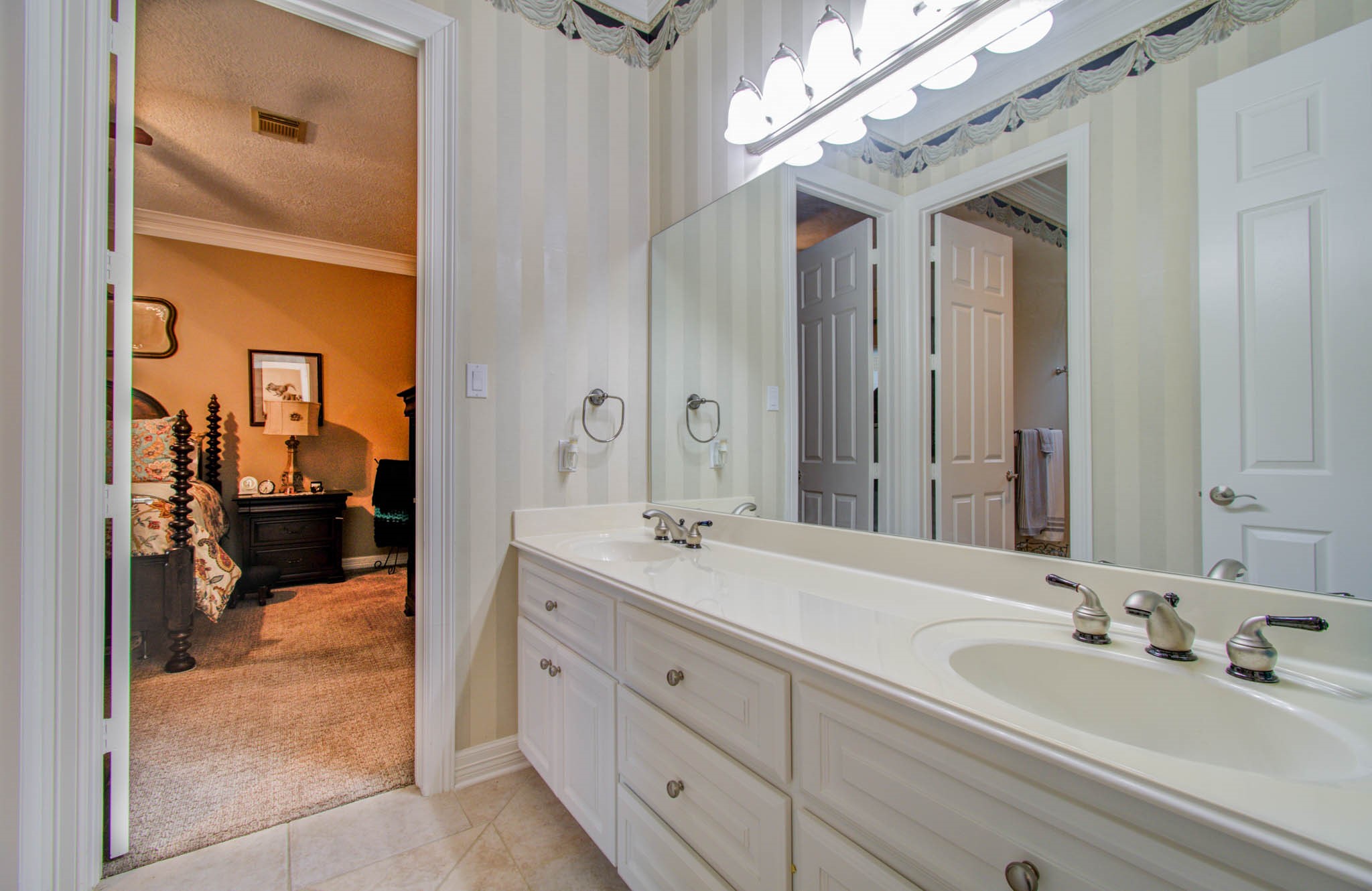 4403 Winding River Drive Property Photo 29
