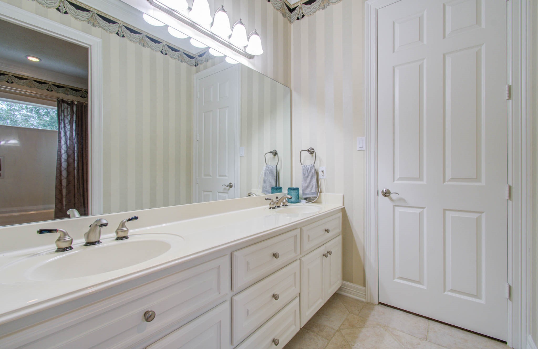 4403 Winding River Drive Property Photo 30