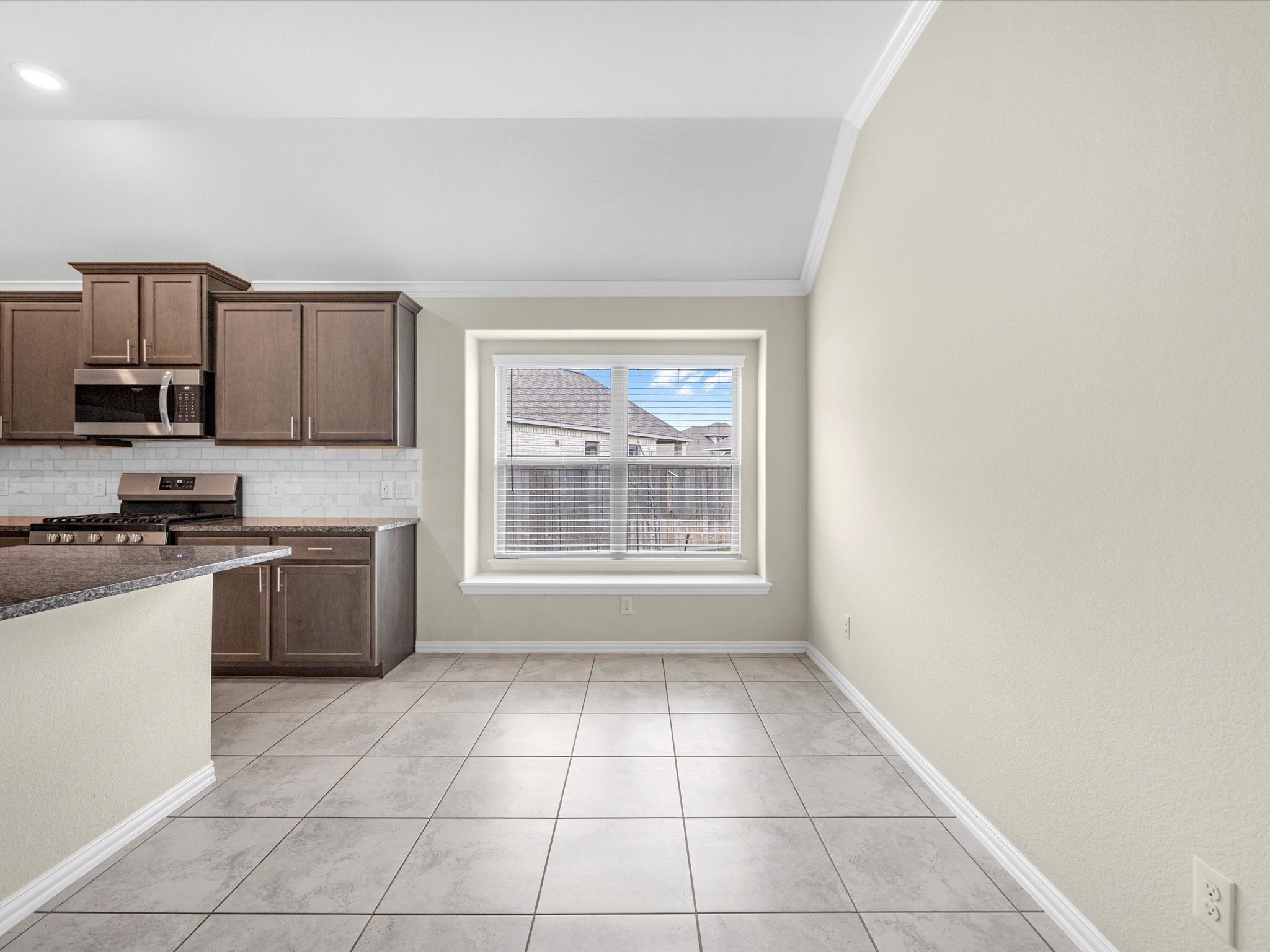 15211 Montezuma Quail Drive Property Photo 10