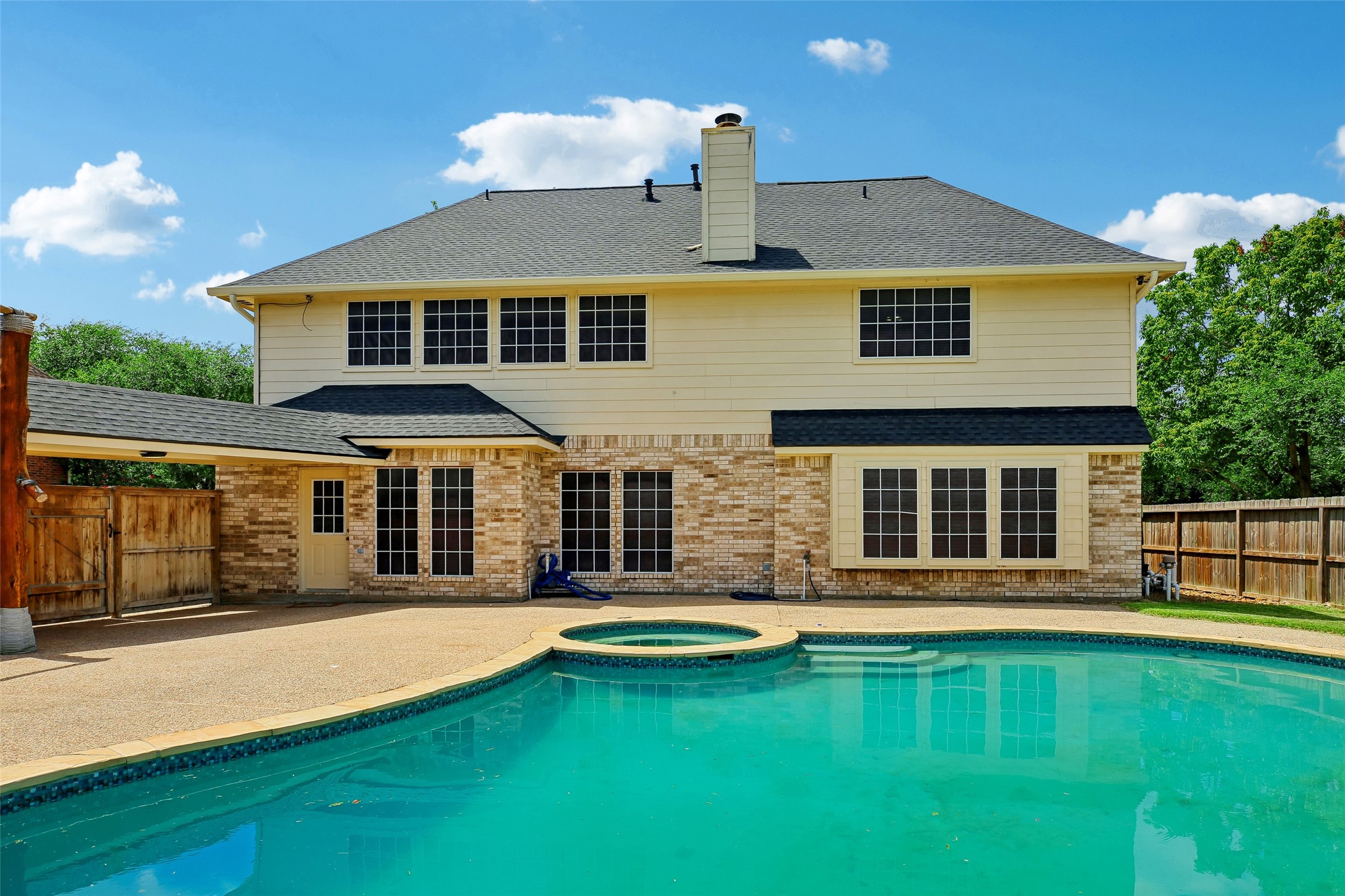 1207 Peregrine Drive Property Photo