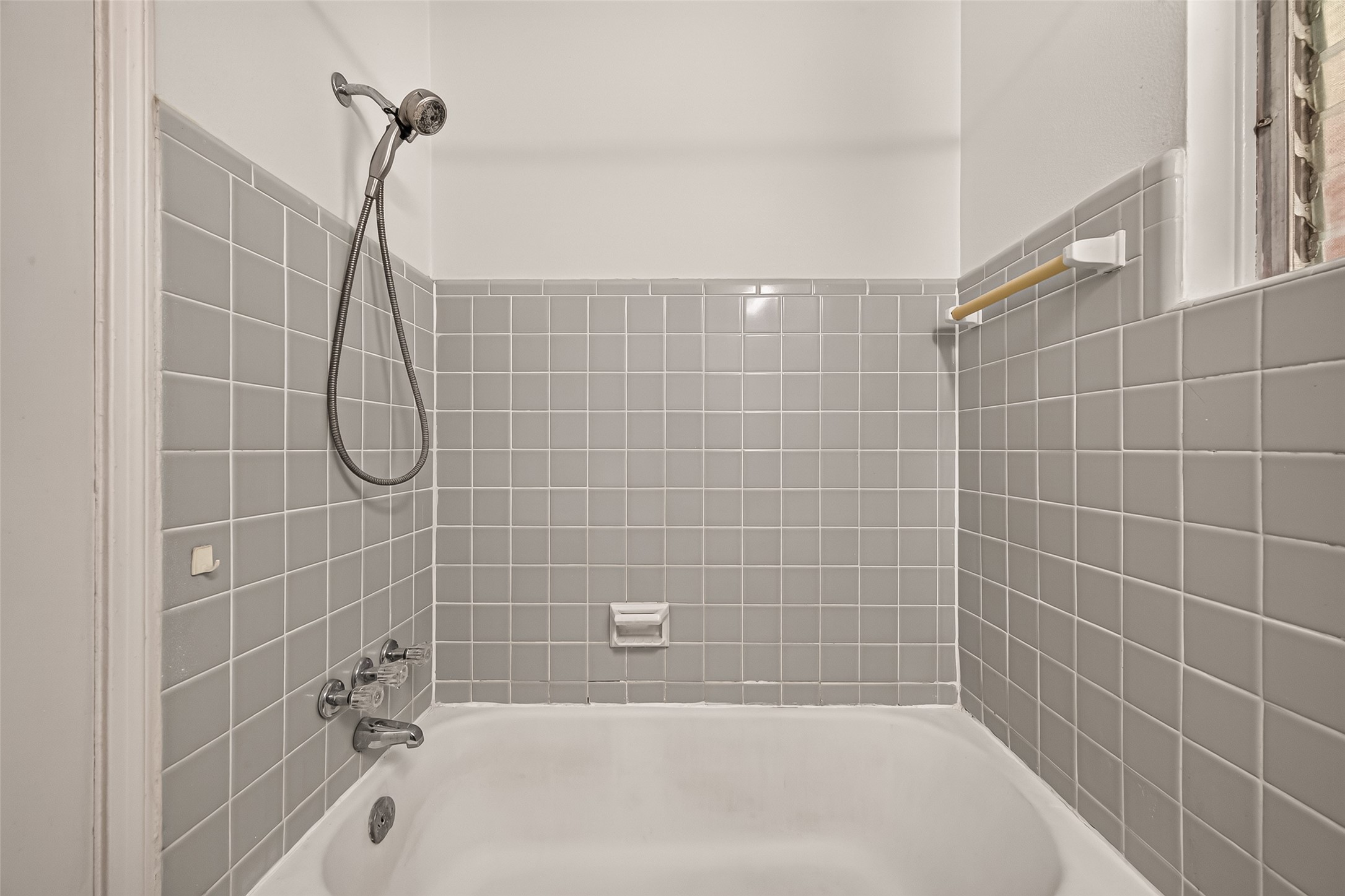 4749 Redstart Street Property Photo 18