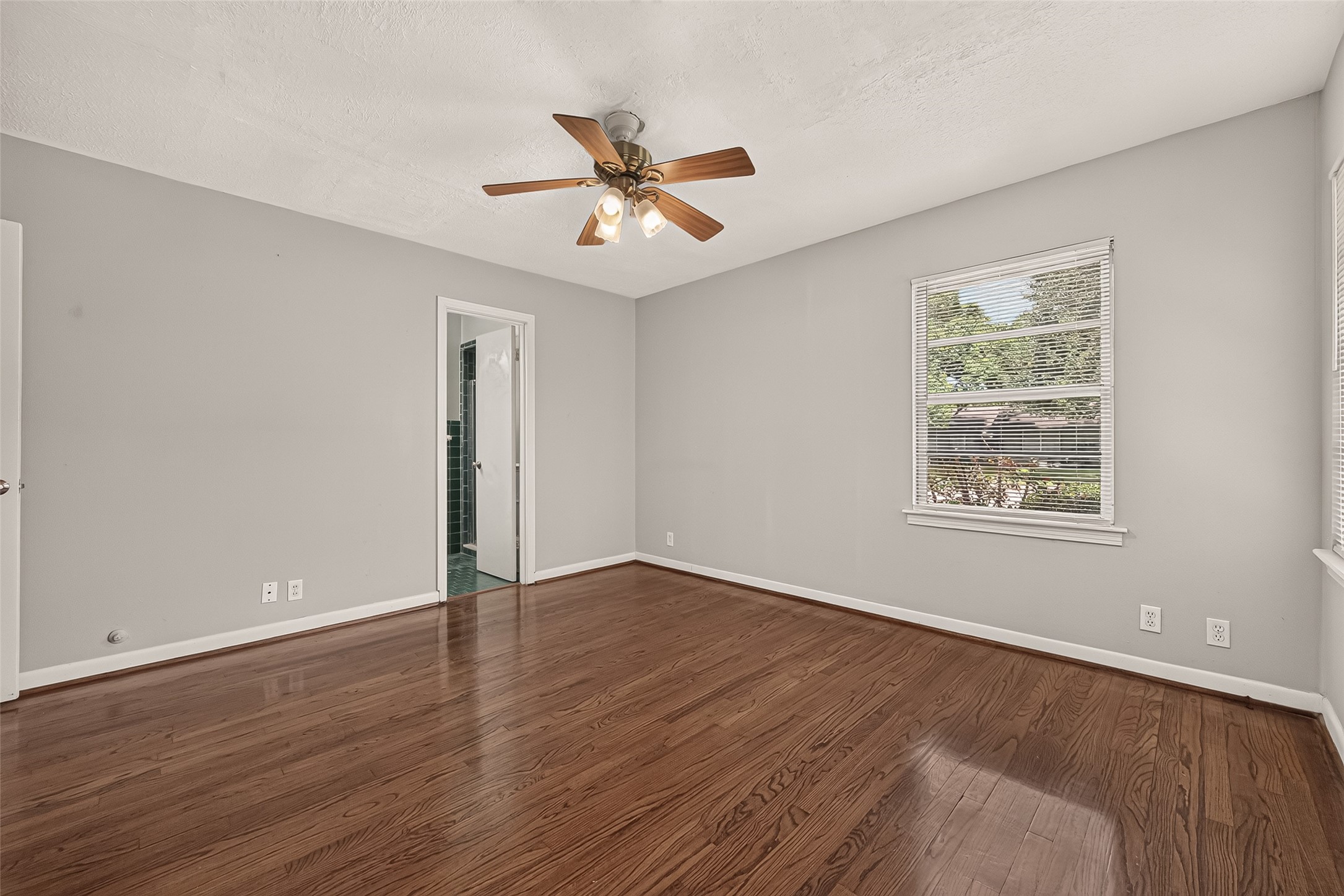 4749 Redstart Street Property Photo 20