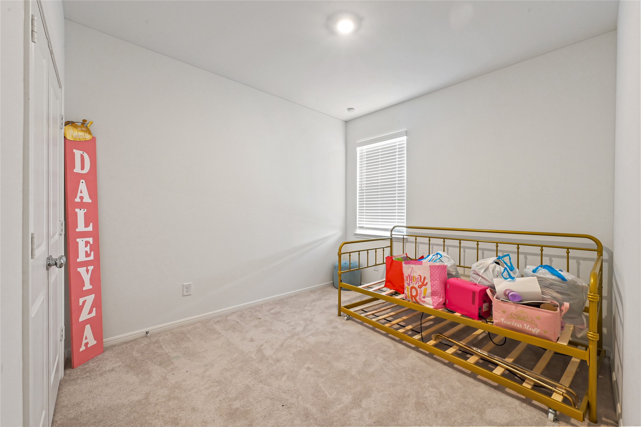 18039 Blue Prairie Trail Property Photo 14