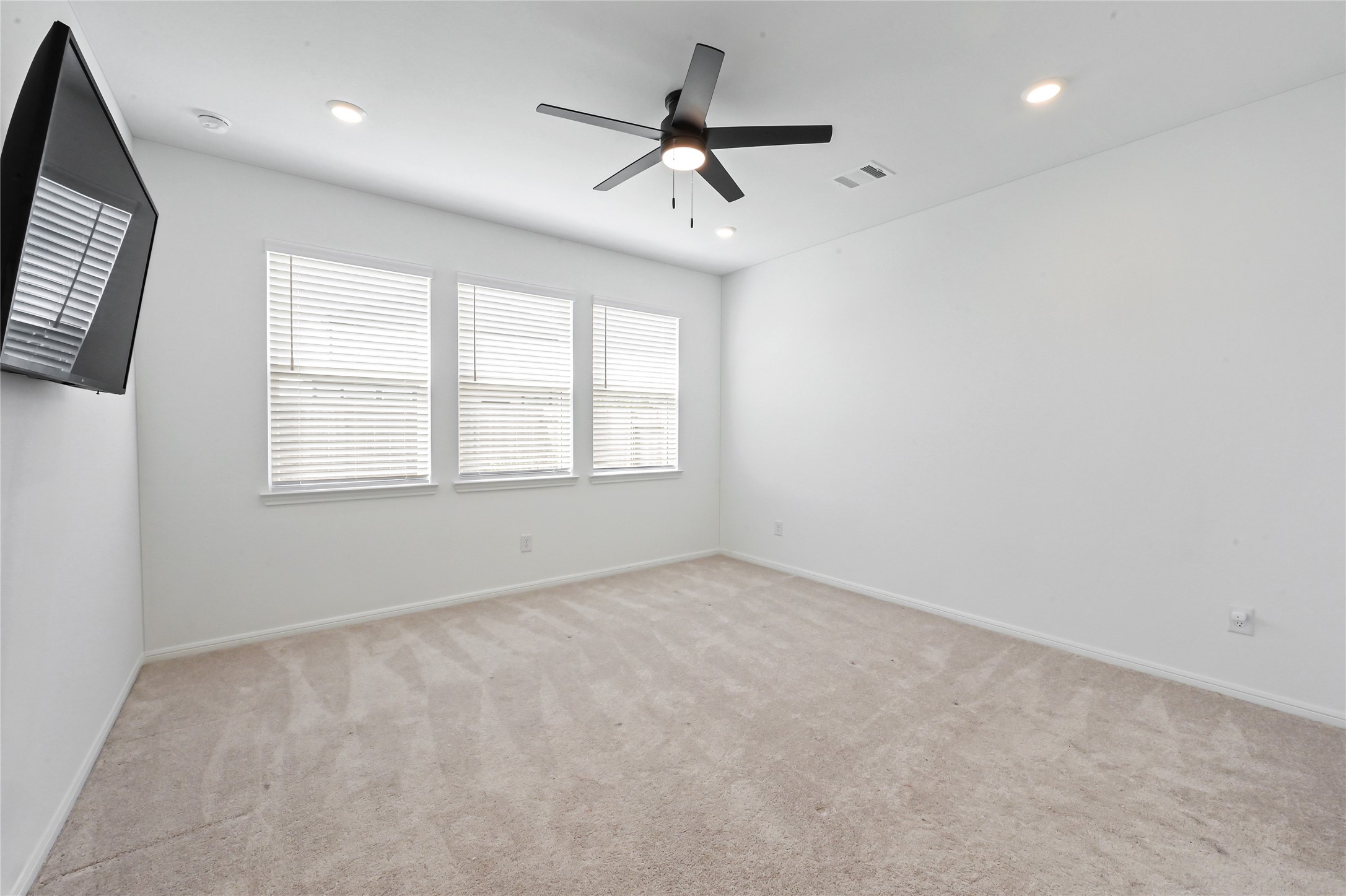 18039 Blue Prairie Trail Property Photo 16