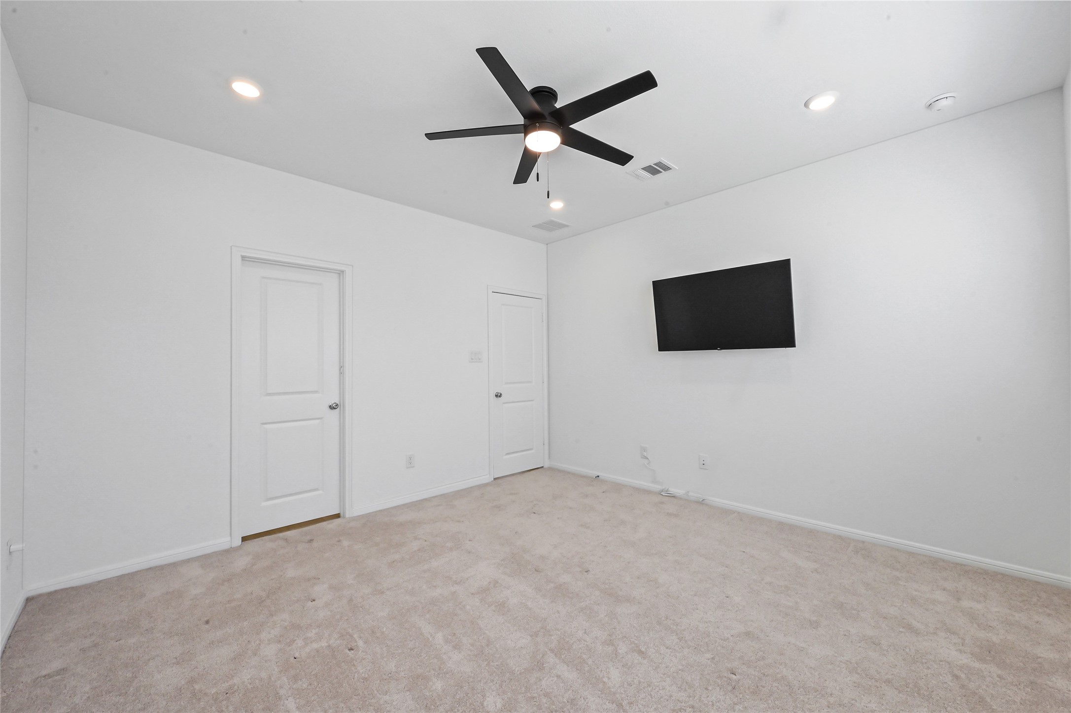 18039 Blue Prairie Trail Property Photo 17