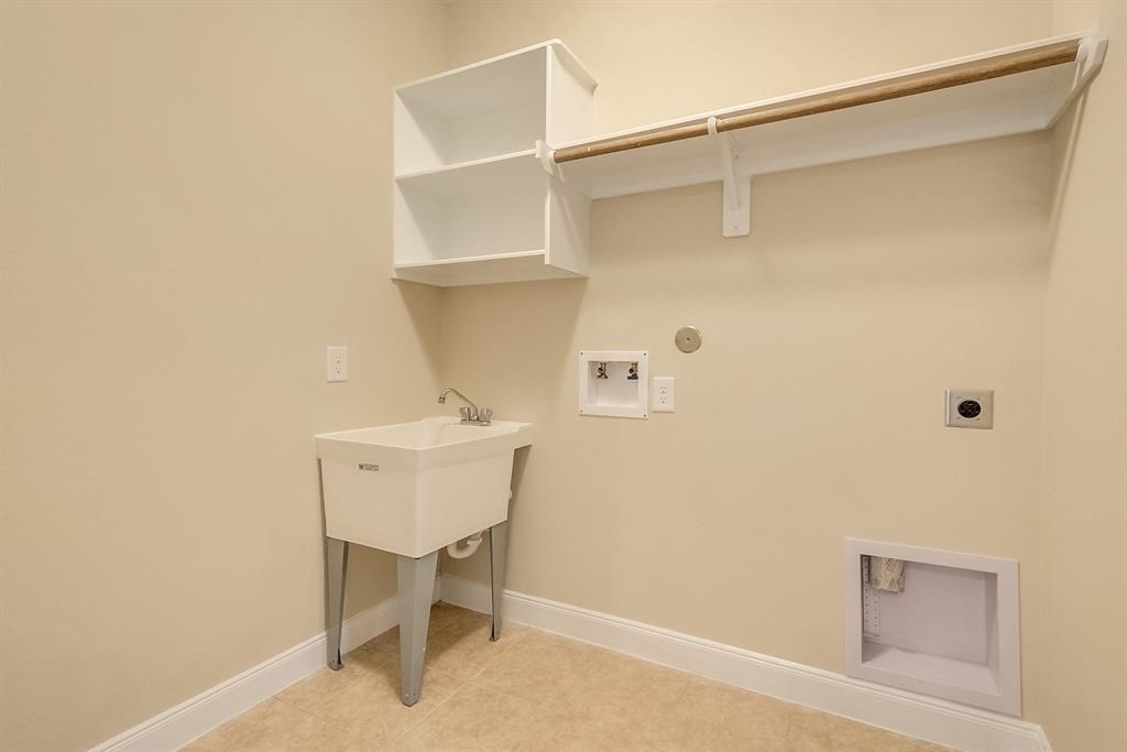 22614 Birch Ridge Meadow Drive Property Photo 13