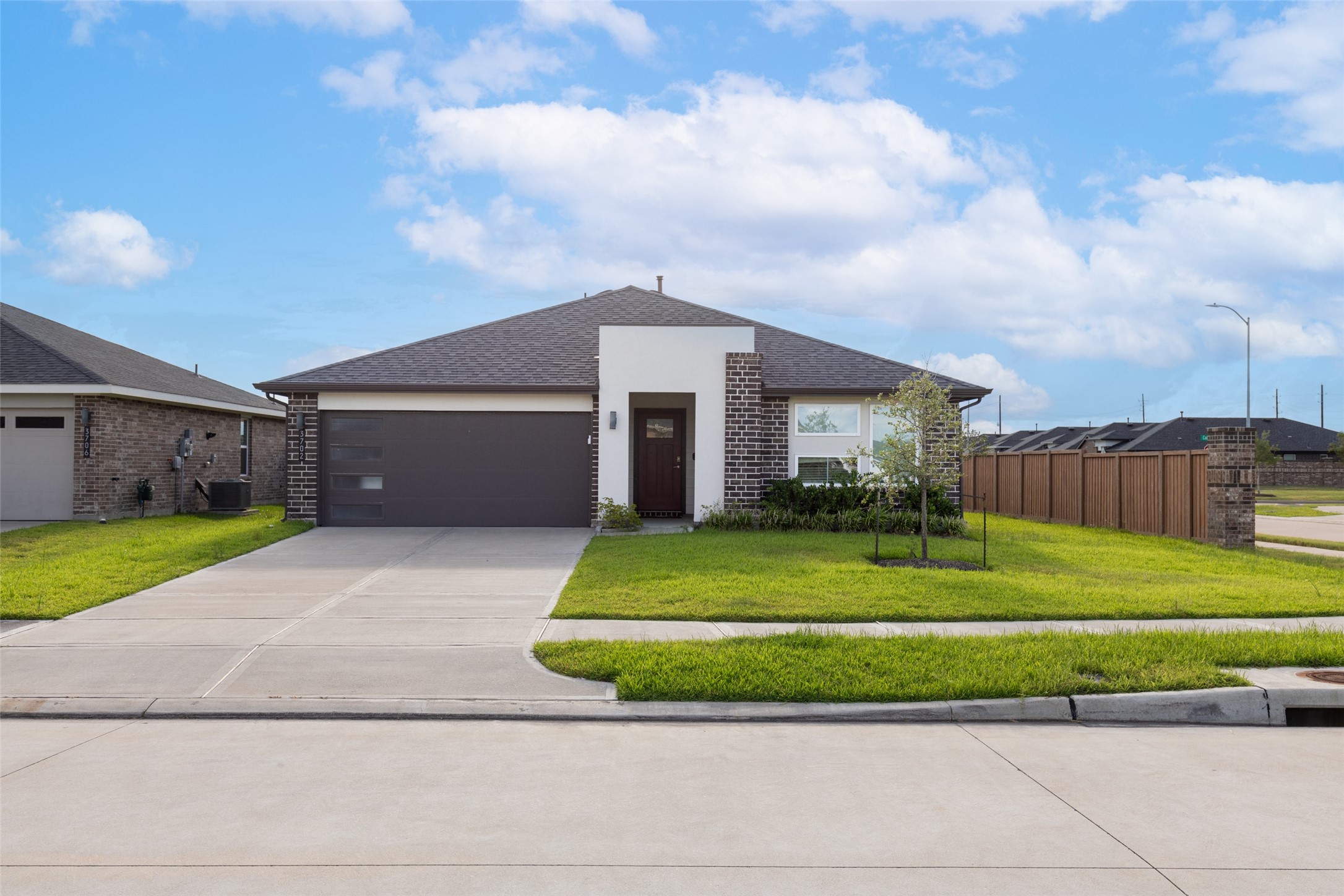 3702 Sparkman Lane Property Photo 1