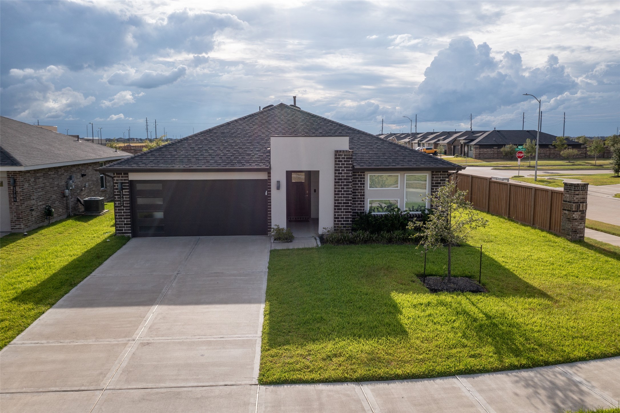 3702 Sparkman Lane Property Photo 8