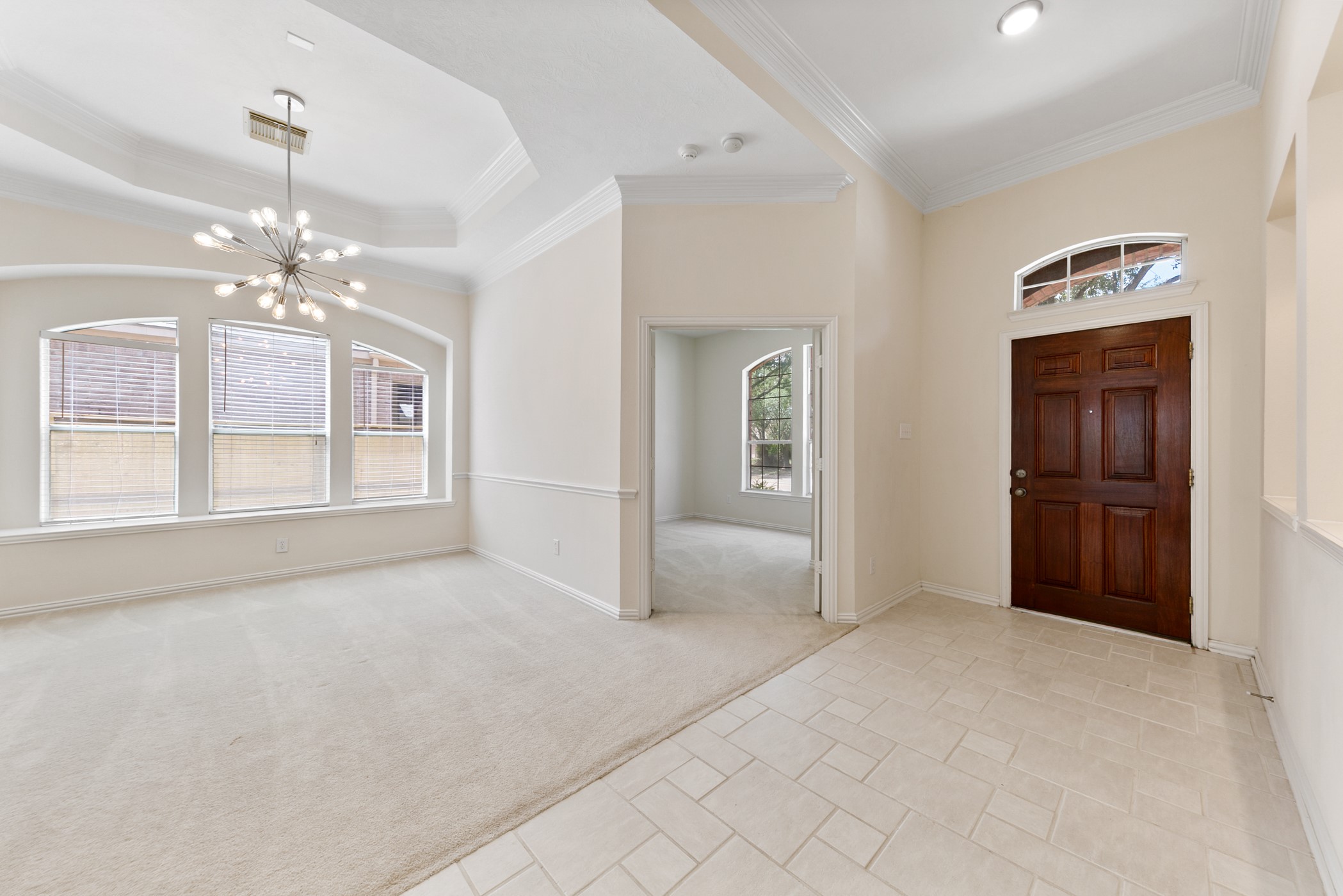 16027 Belleshire Lane Property Photo 3