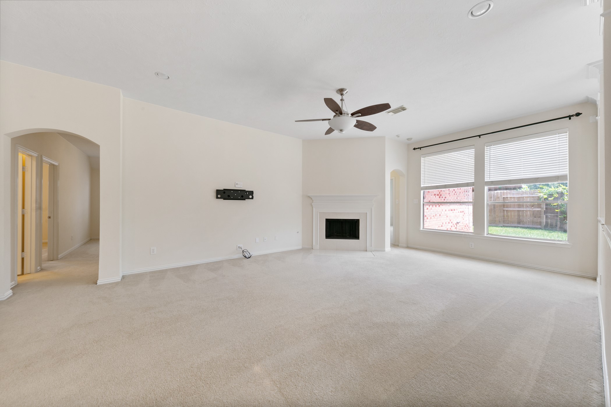 16027 Belleshire Lane Property Photo 7
