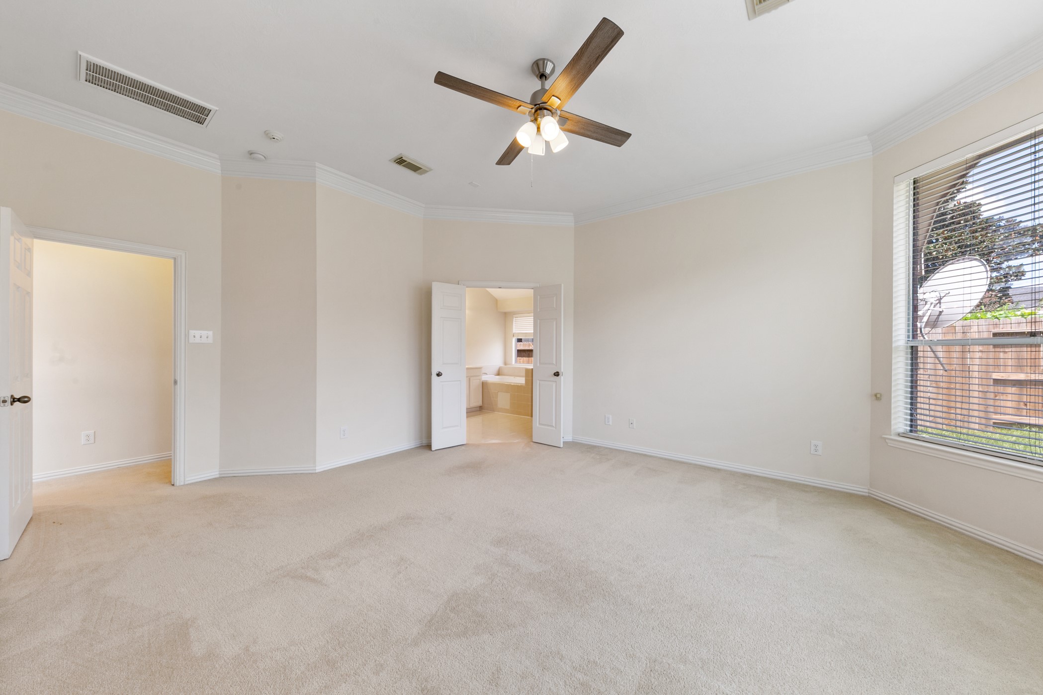 16027 Belleshire Lane Property Photo 9