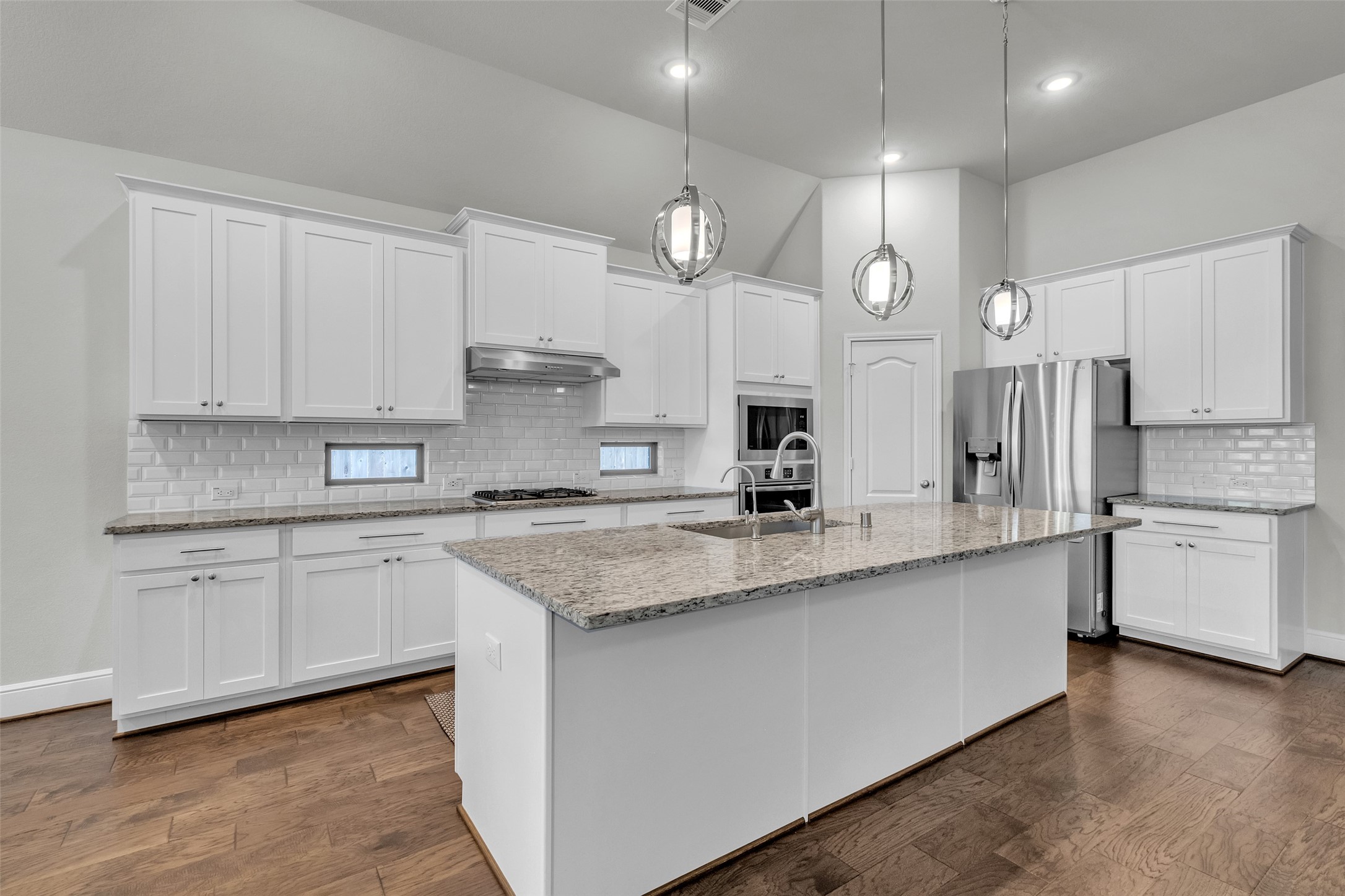 2627 Country Lane Property Photo 19