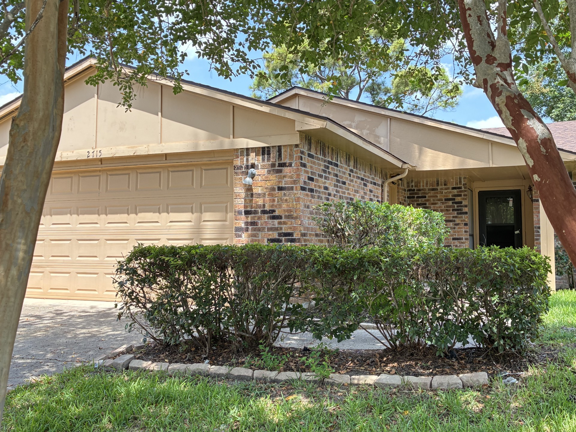2715 Kingfisher Drive Property Photo 4