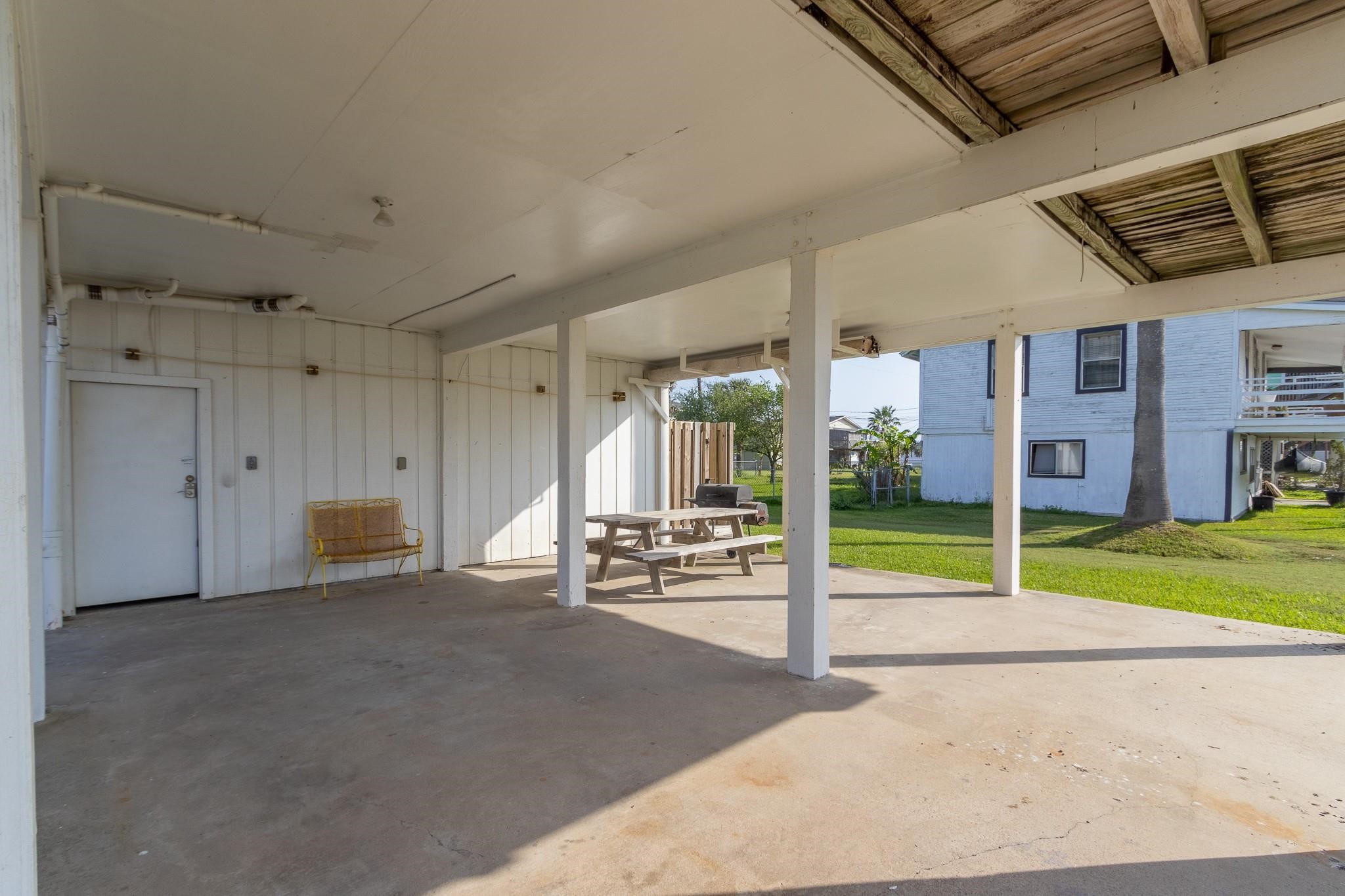 16622 John Silver Road Property Photo 15