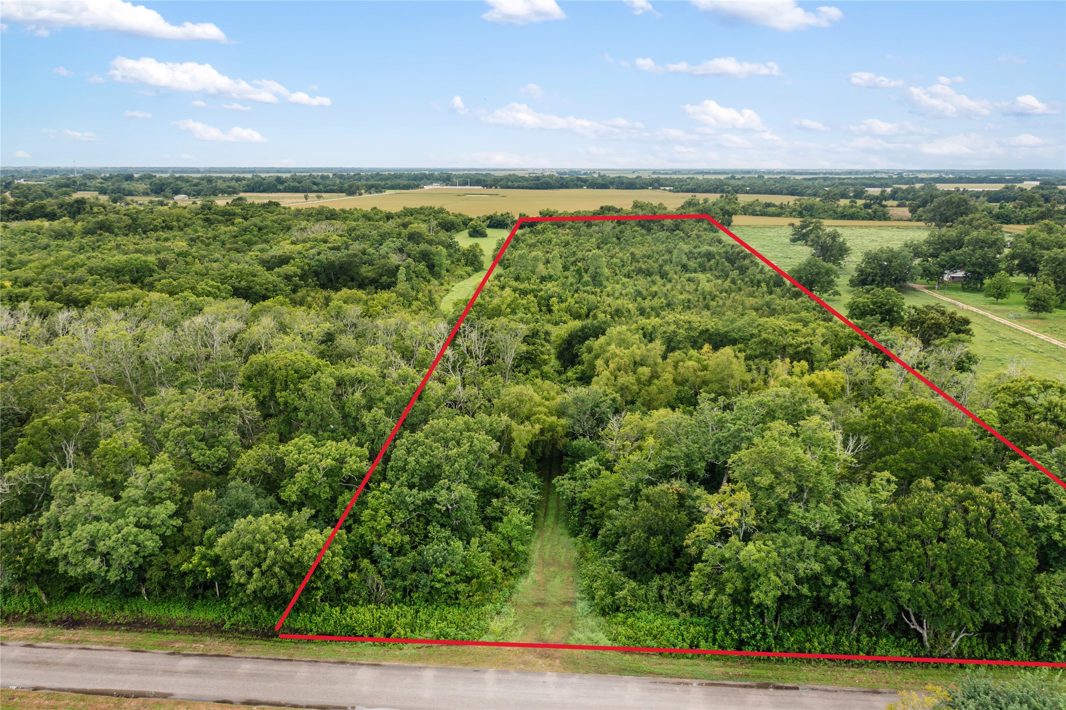 00 Cr 135 Property Photo 2