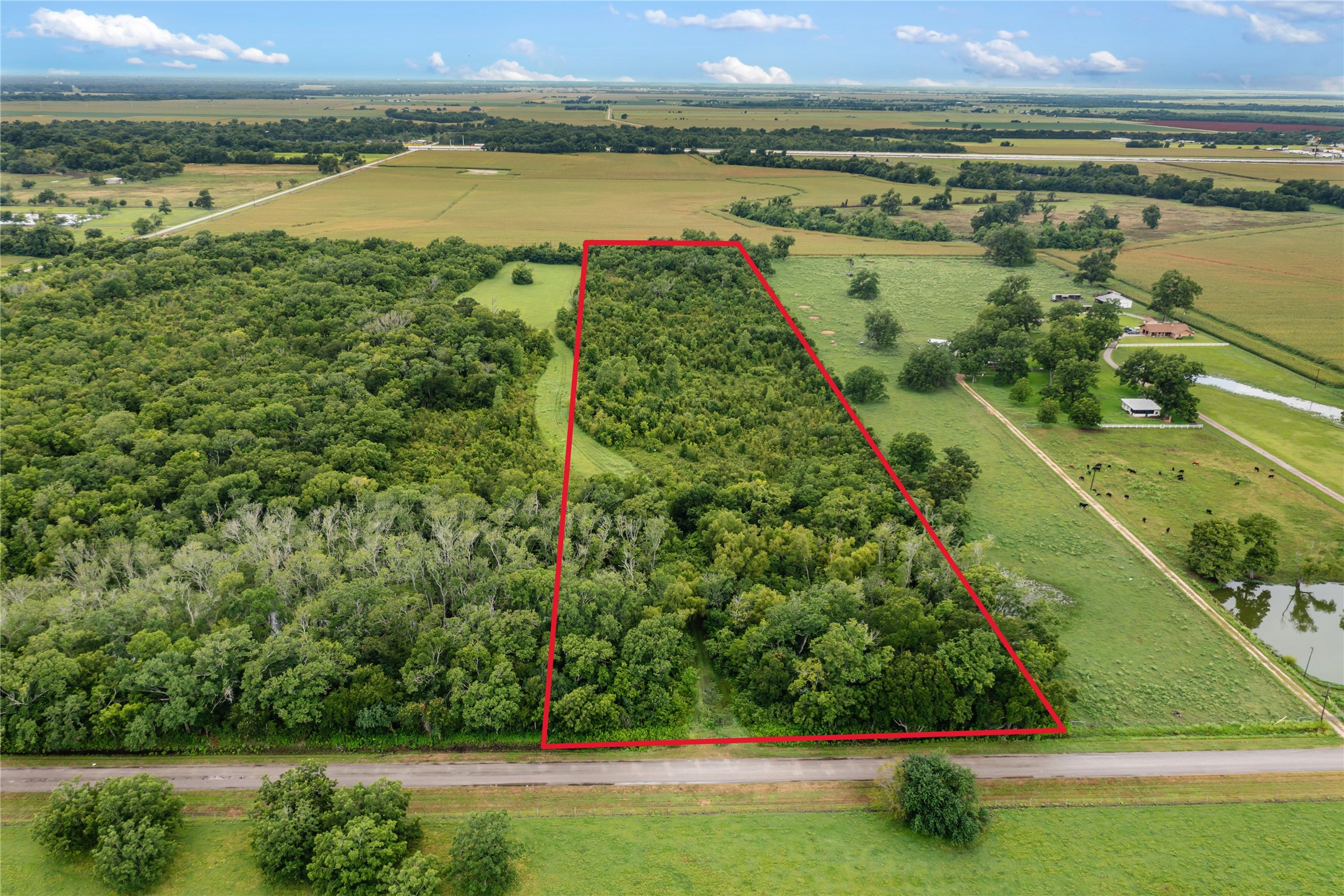 00 Cr 135 Property Photo 3