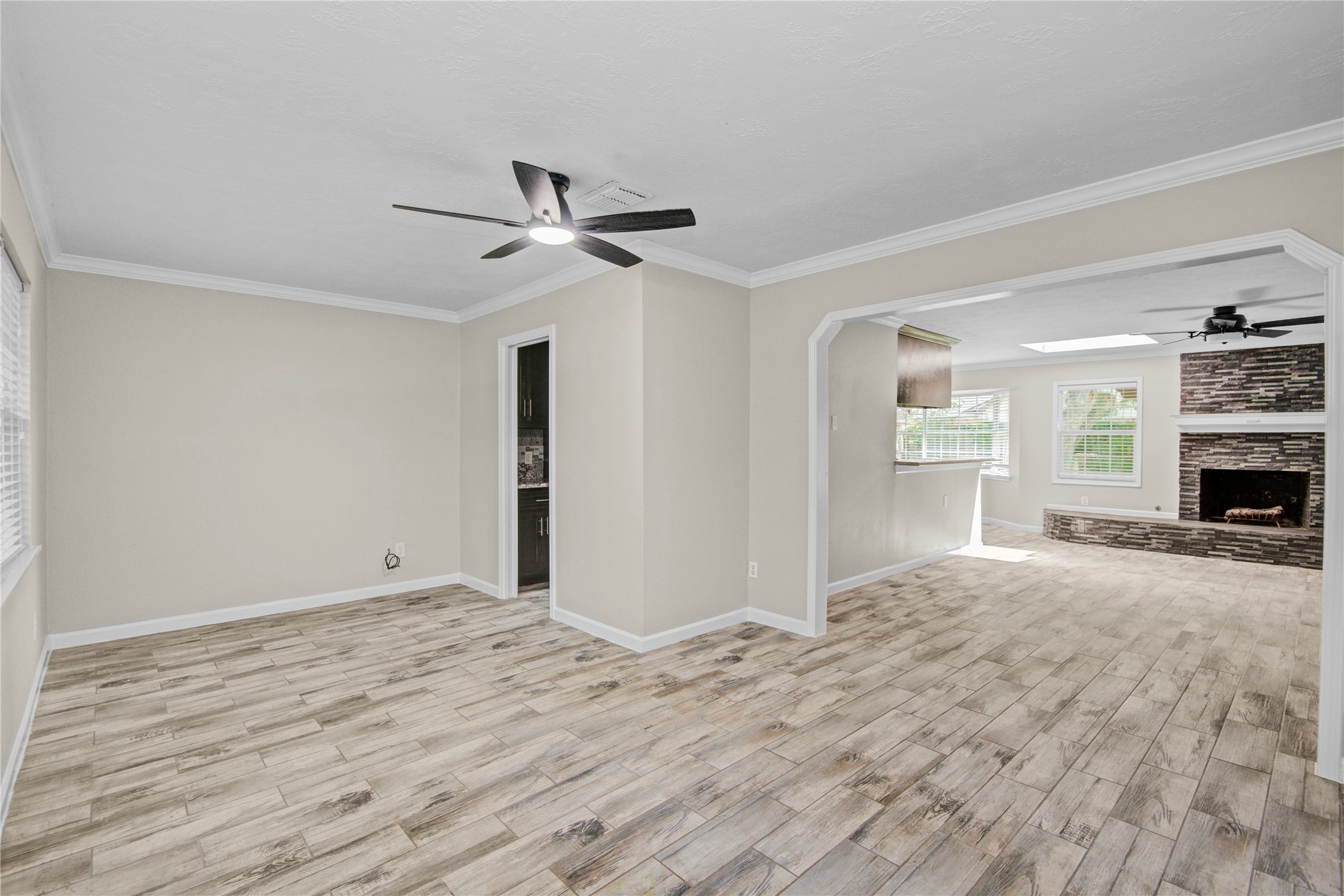 15702 Wandering Trail Property Photo 8