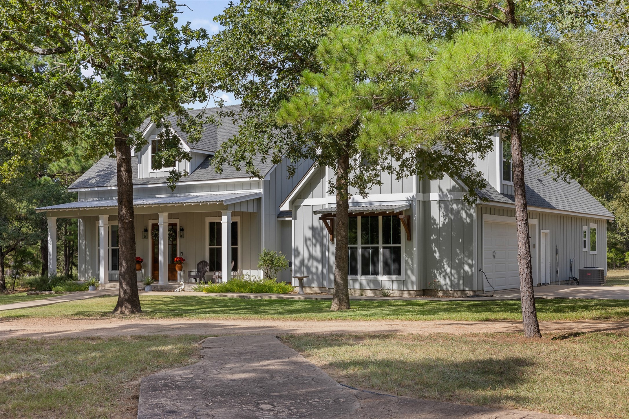 526 Piney Creek Road Property Photo