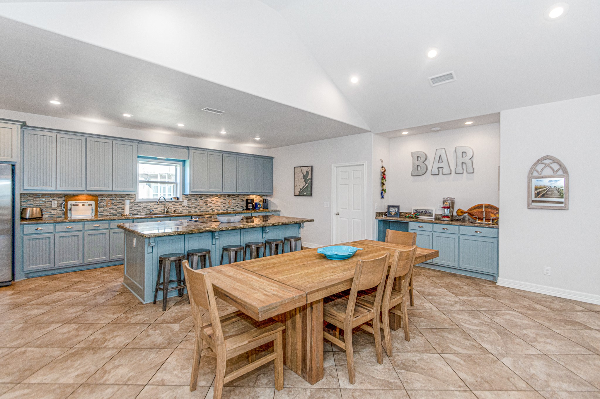 3093 Greg Property Photo 10