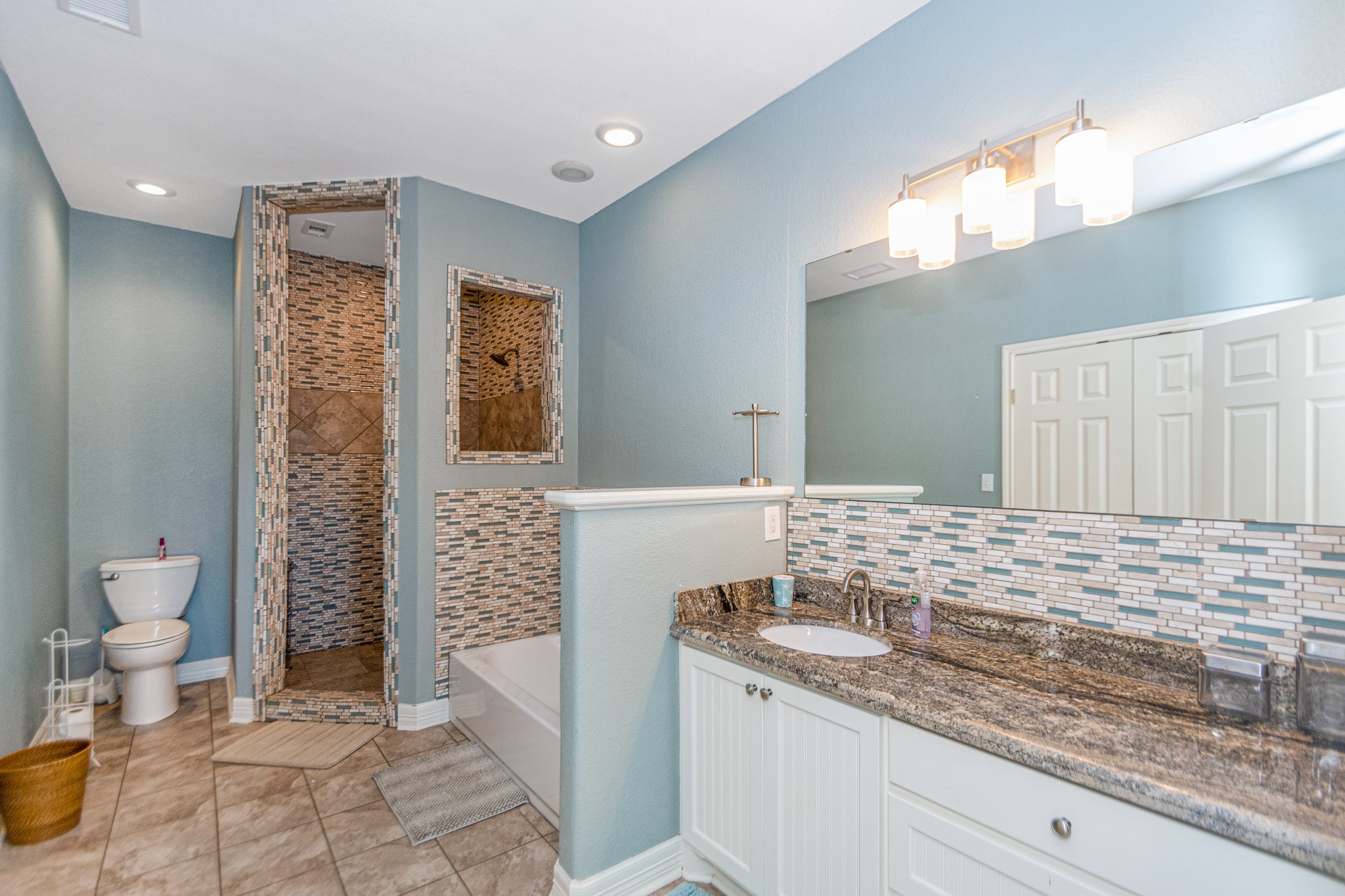 3093 Greg Property Photo 19