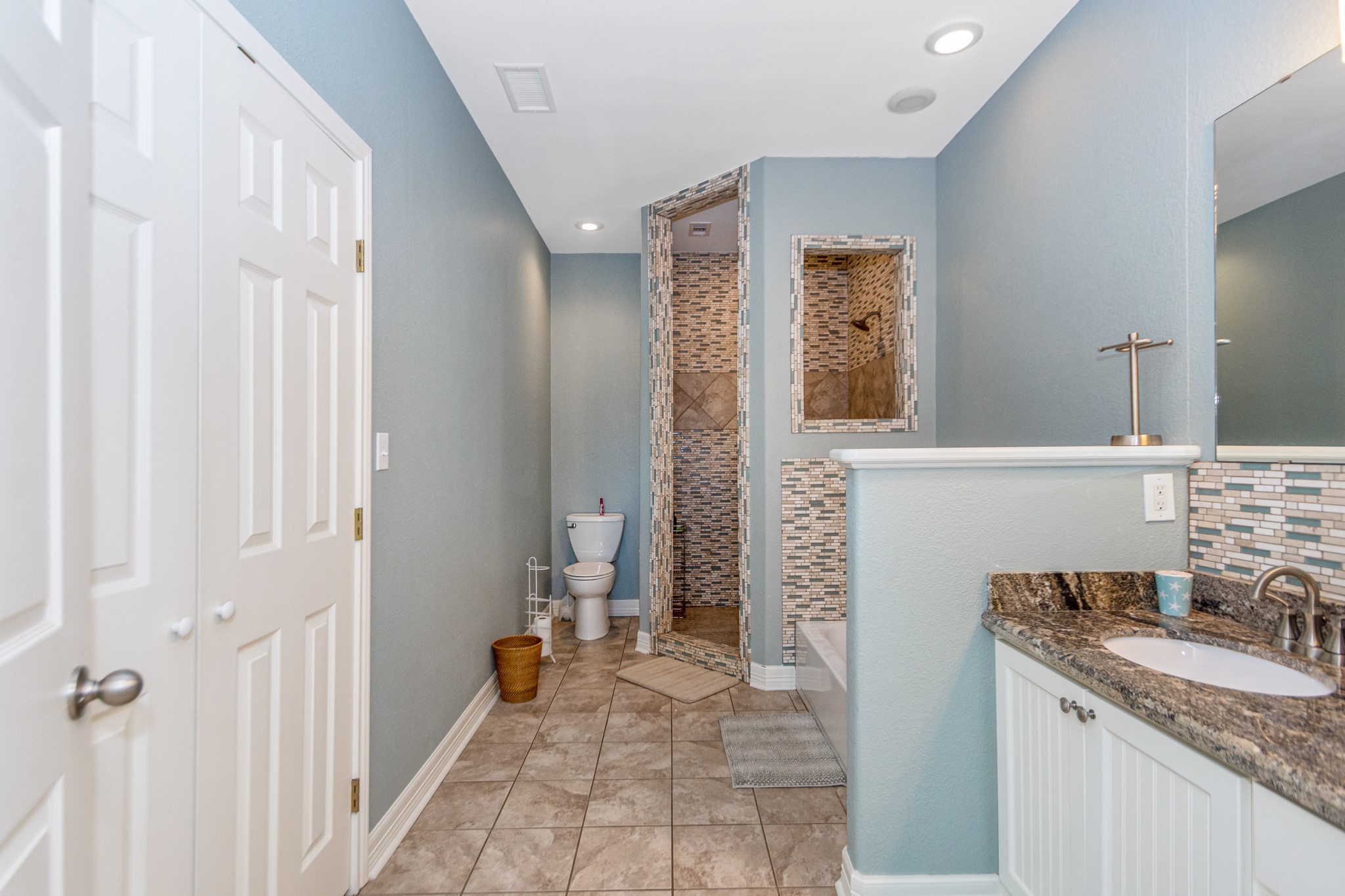 3093 Greg Property Photo 20