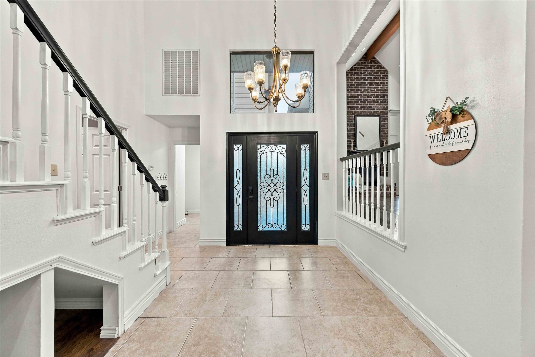 12219 Gladewick Drive Property Photo 4