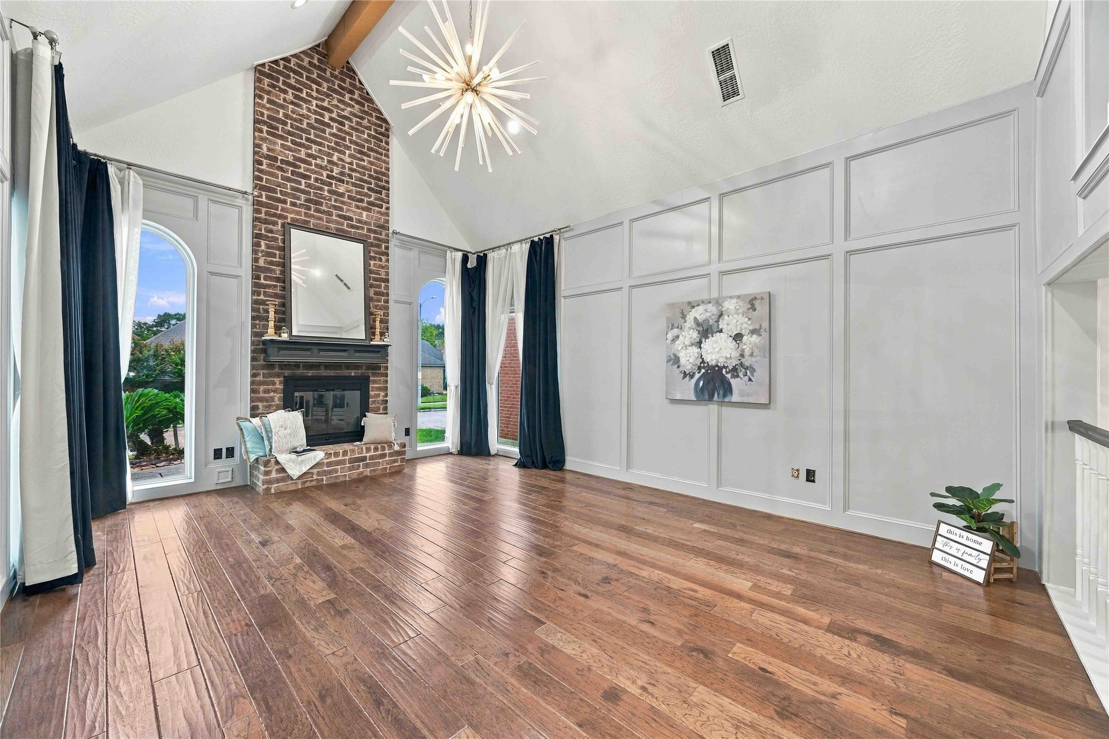 12219 Gladewick Drive Property Photo 7