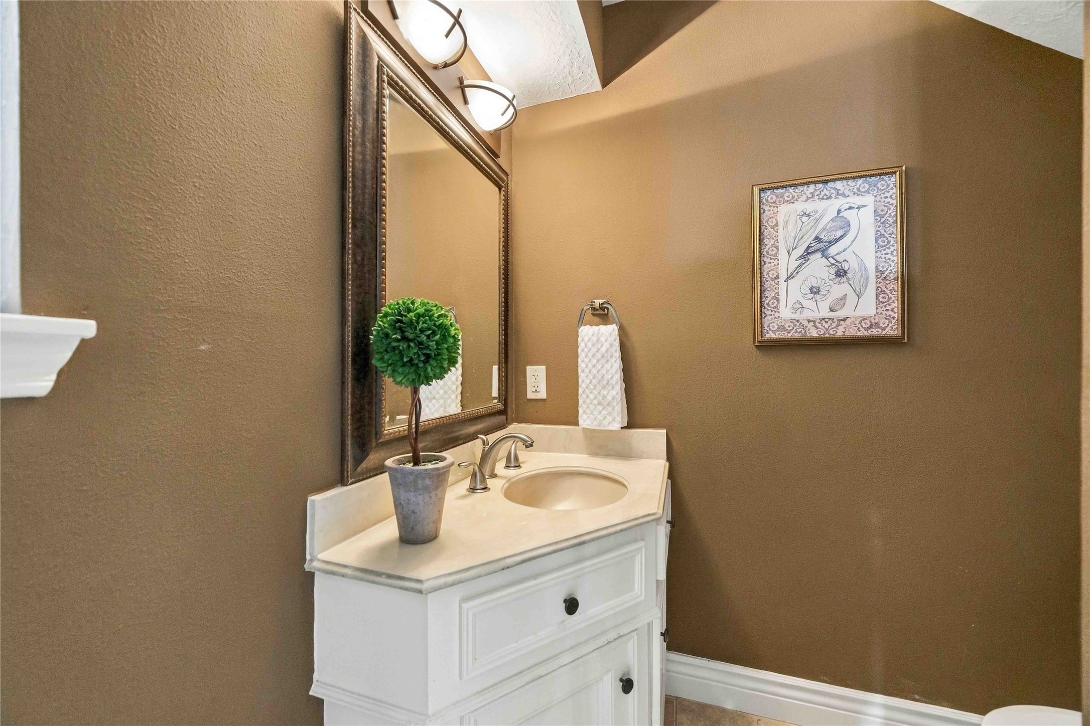 12219 Gladewick Drive Property Photo 15