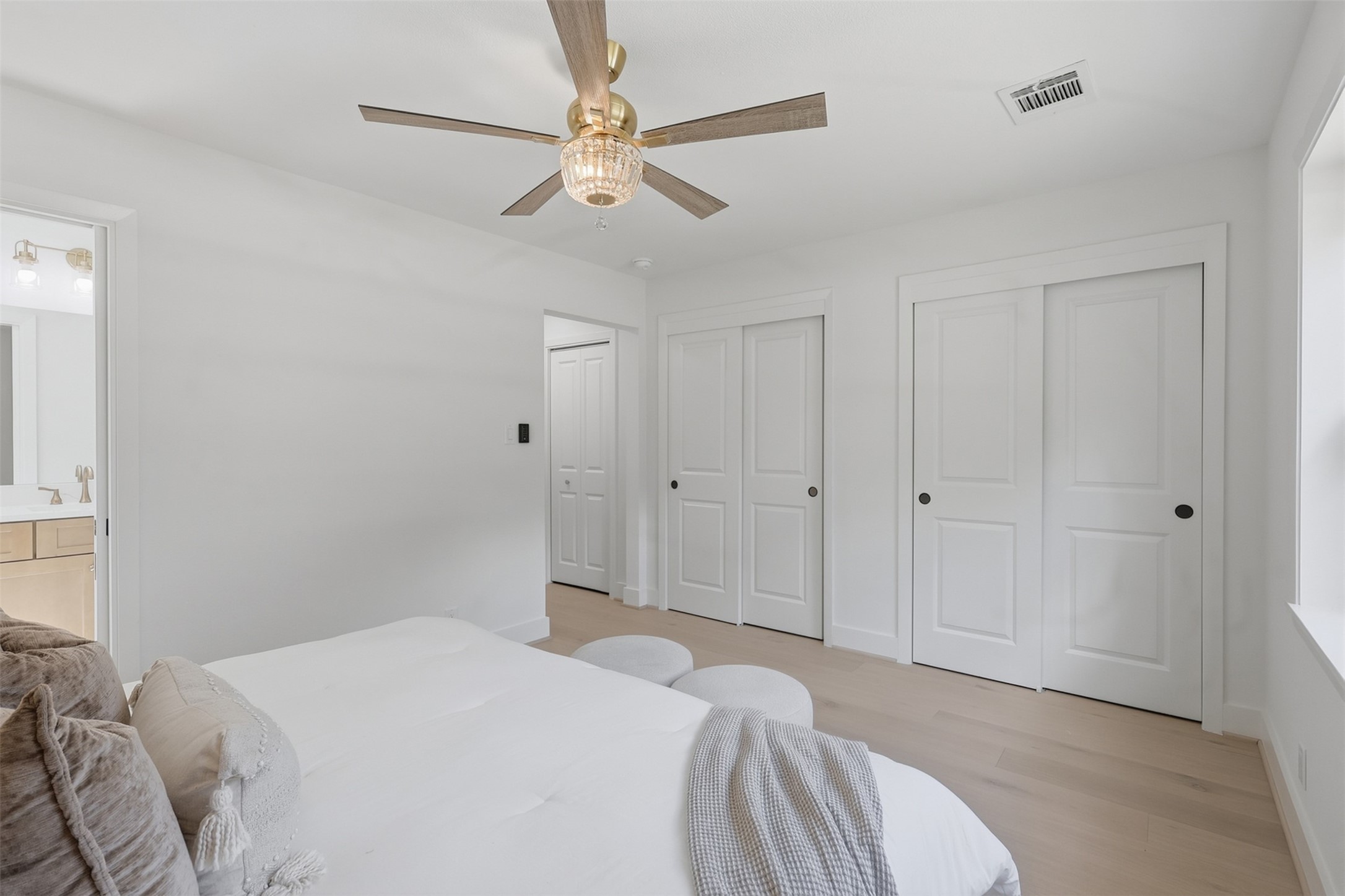 5227 Kinglet Street Property Photo 16