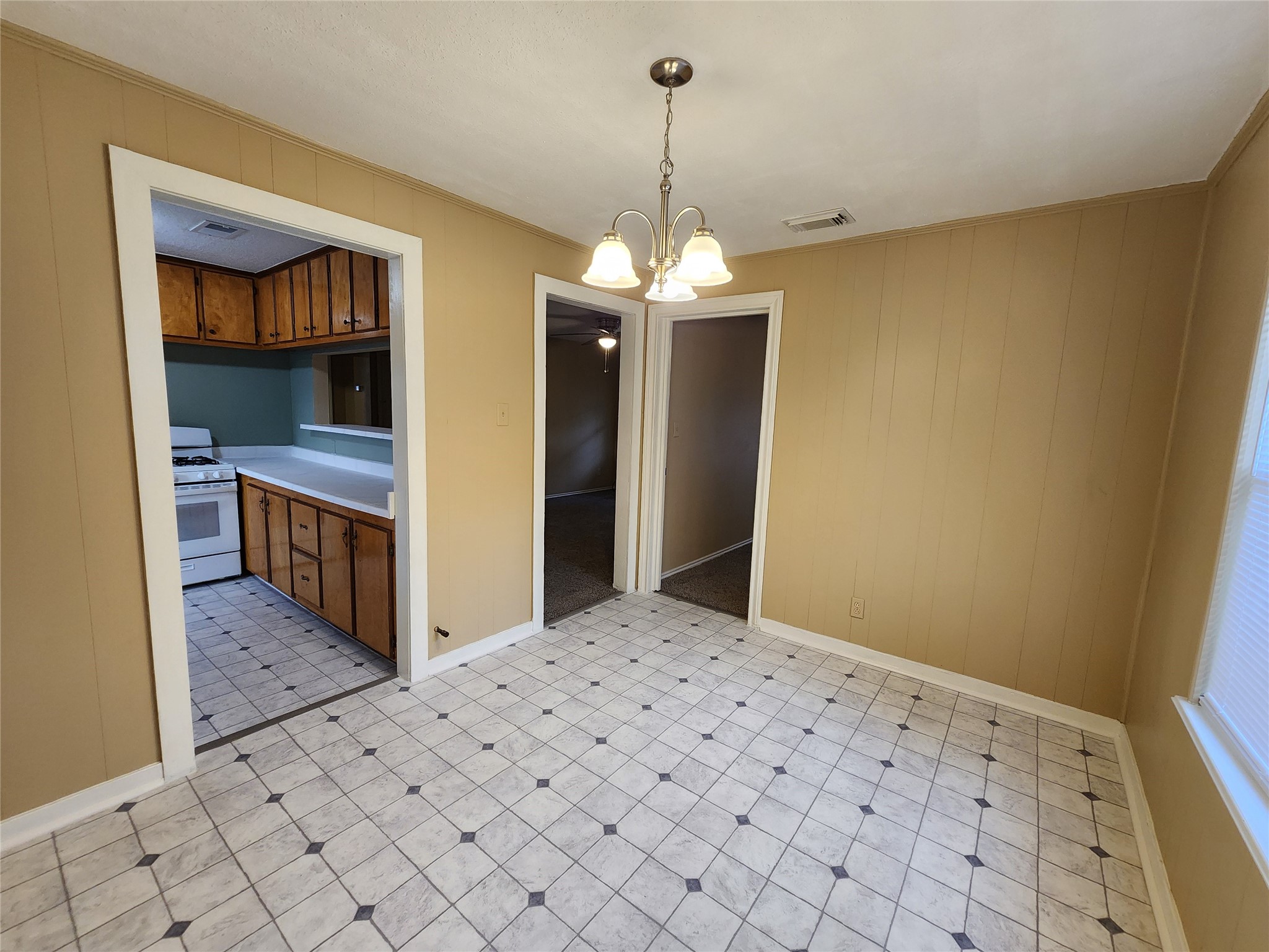 36 18th Avenue N Property Photo 7