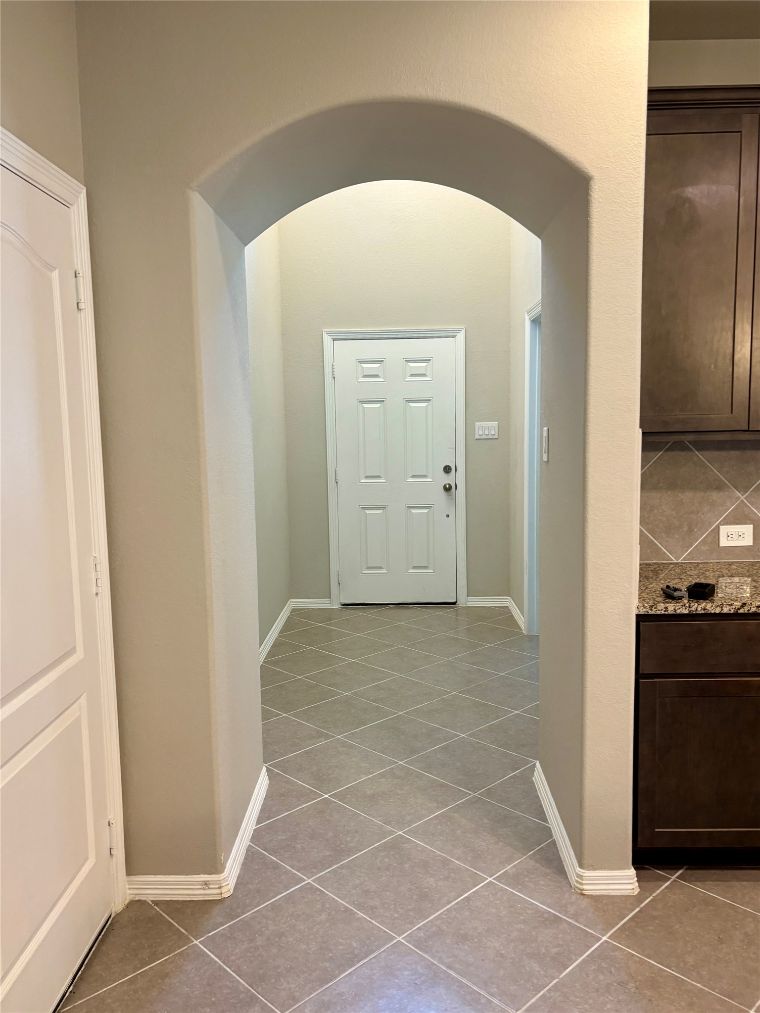 2027 Brookmont Drive Property Photo 15