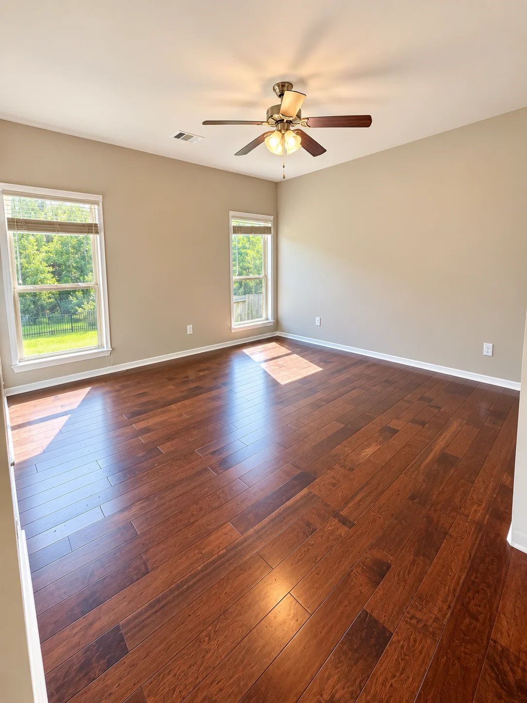 2027 Brookmont Drive Property Photo 21