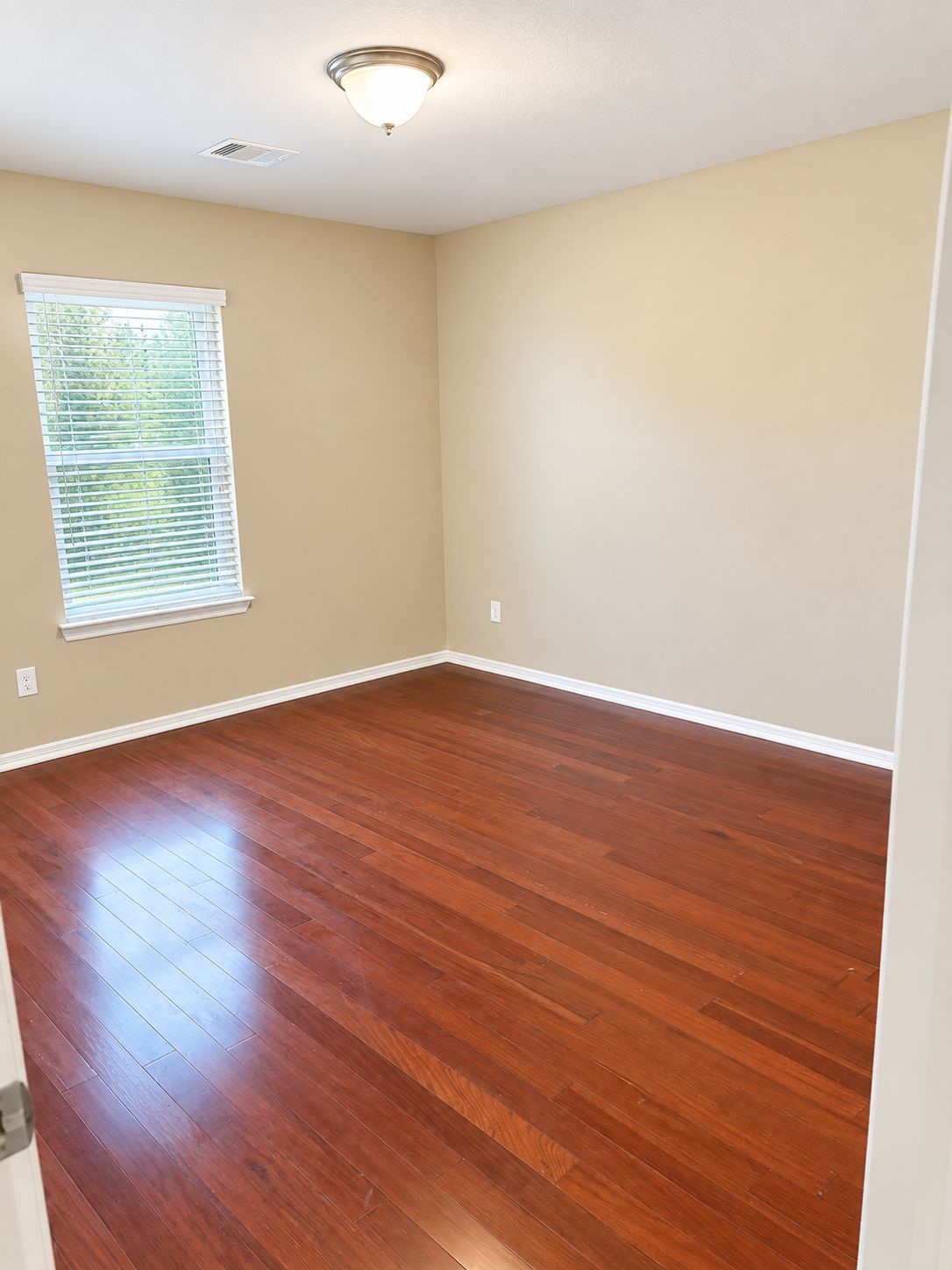 2027 Brookmont Drive Property Photo 28
