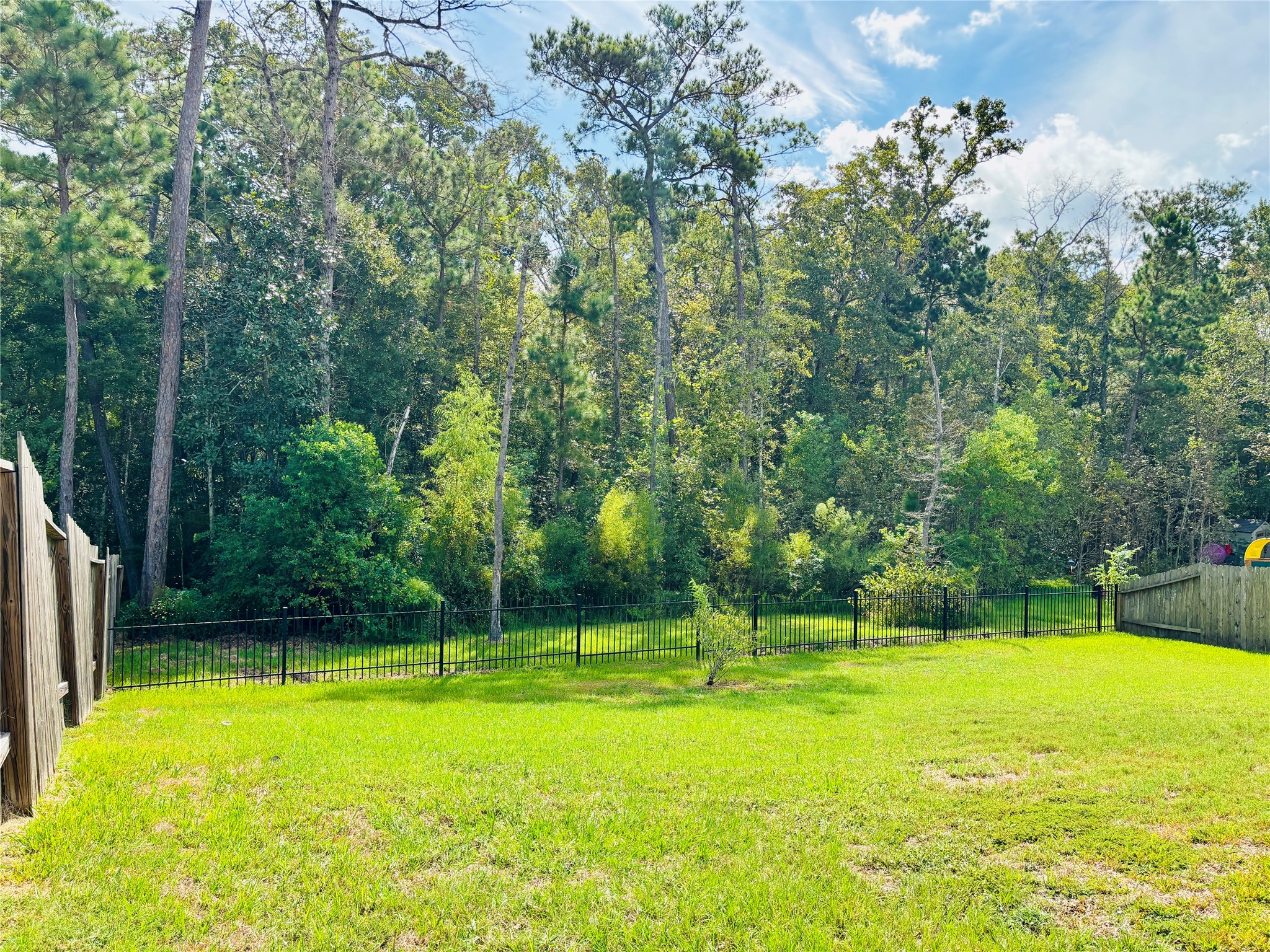 2027 Brookmont Drive Property Photo 35