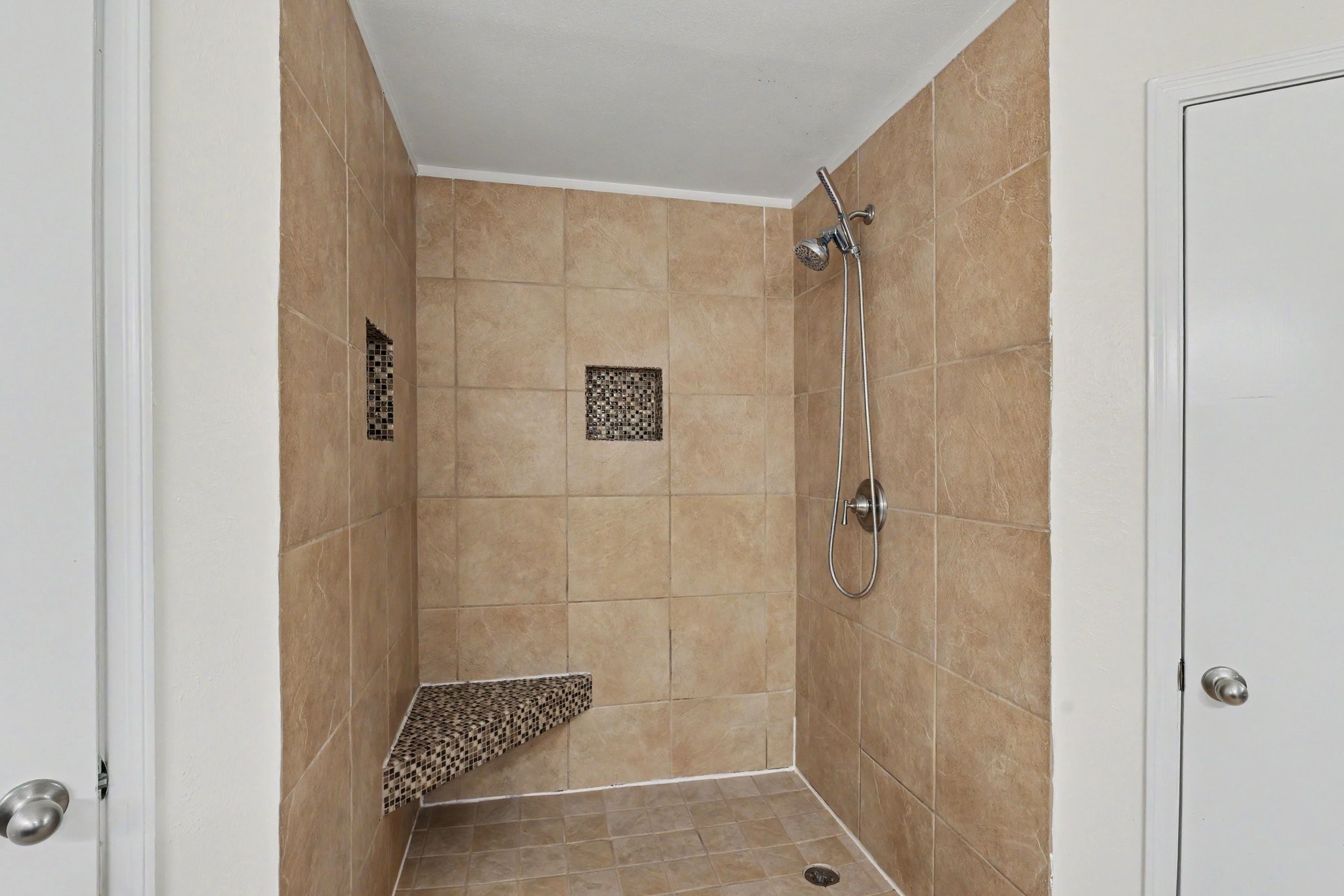 15331 Poplar Grove Drive Property Photo 21