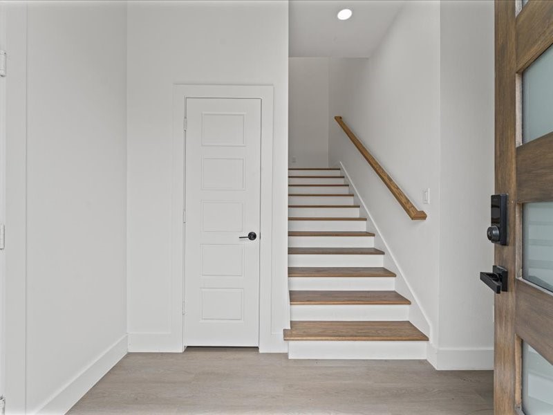 6817 Paris Street Property Photo 3