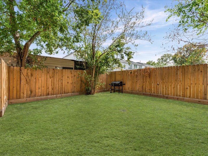 6817 Paris Street Property Photo 22