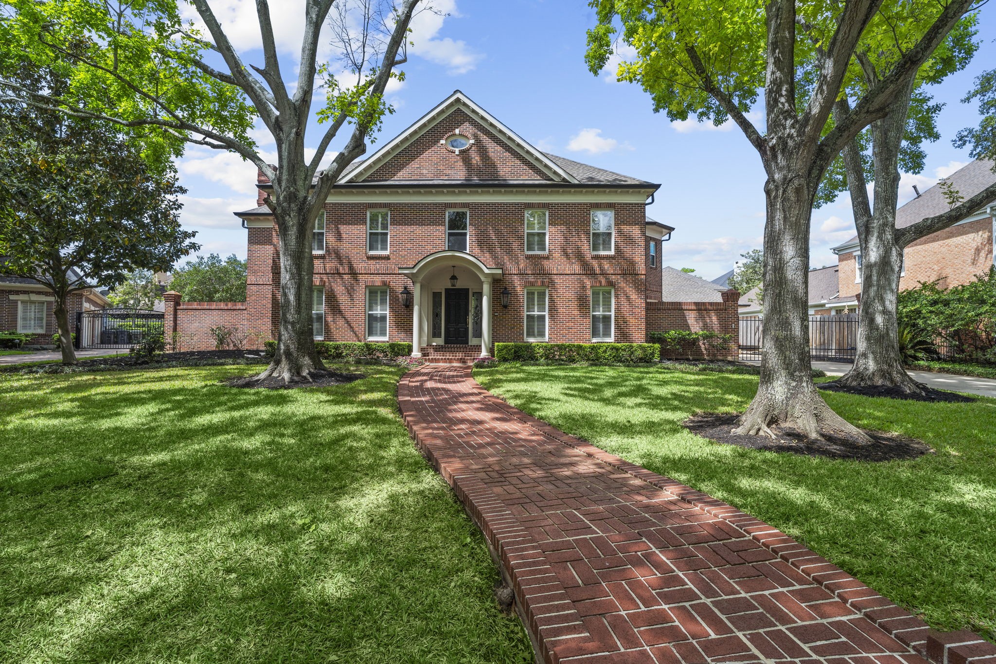 70 Pipers Walk Property Photo 46
