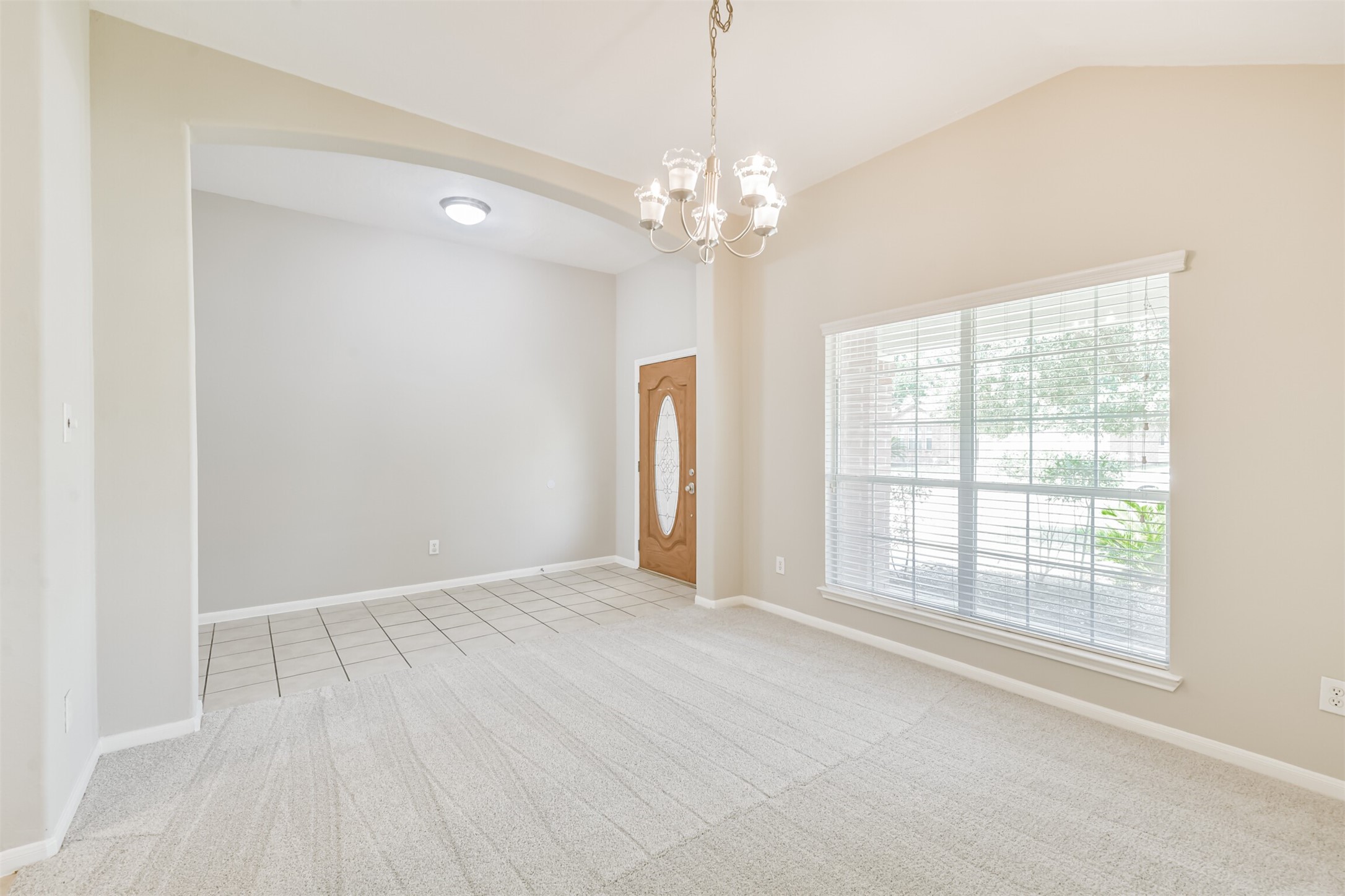 8331 Loetsch Ridge Way Property Photo 9