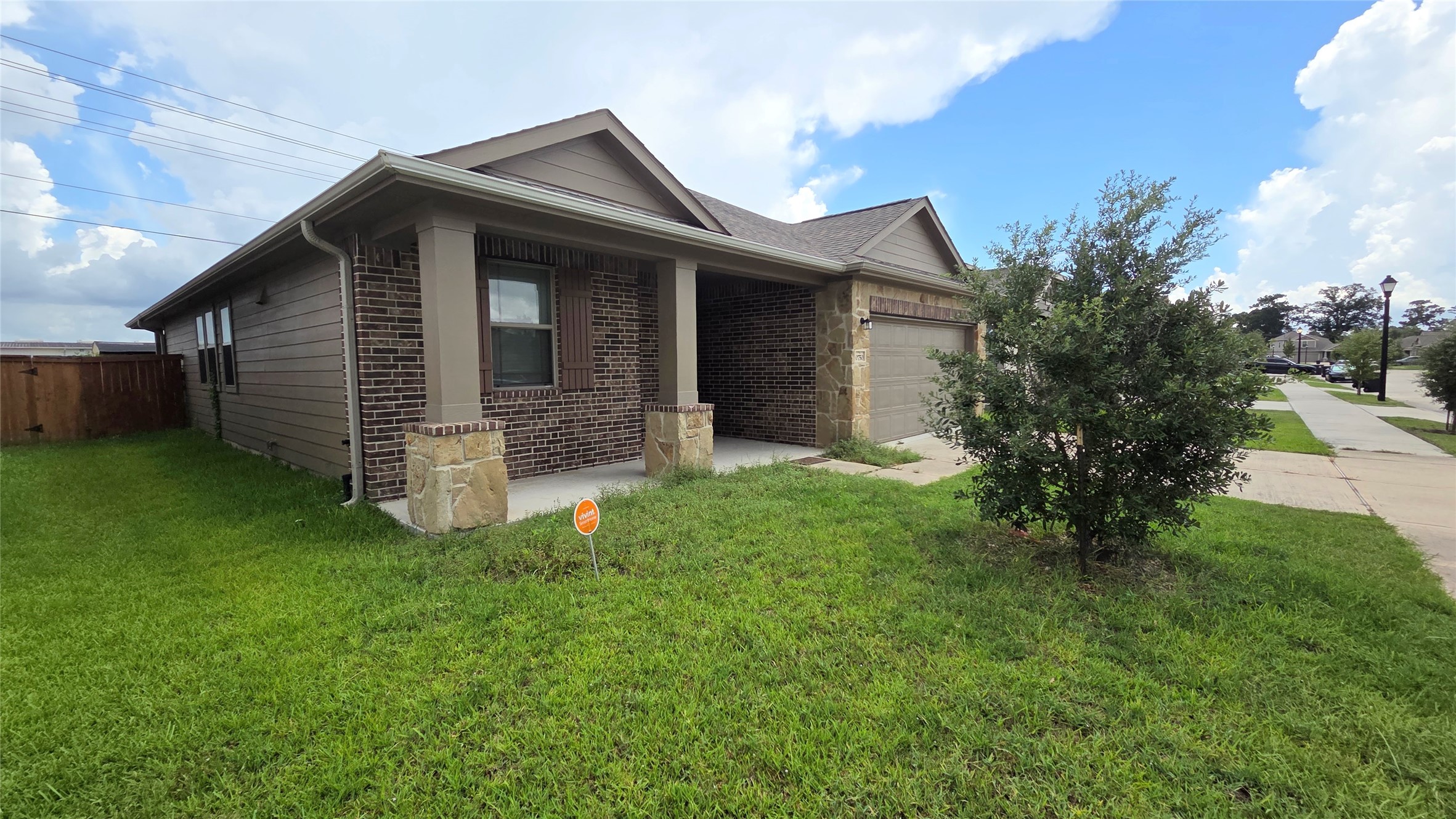 10750 Nathaniel Valley Path Property Photo 2