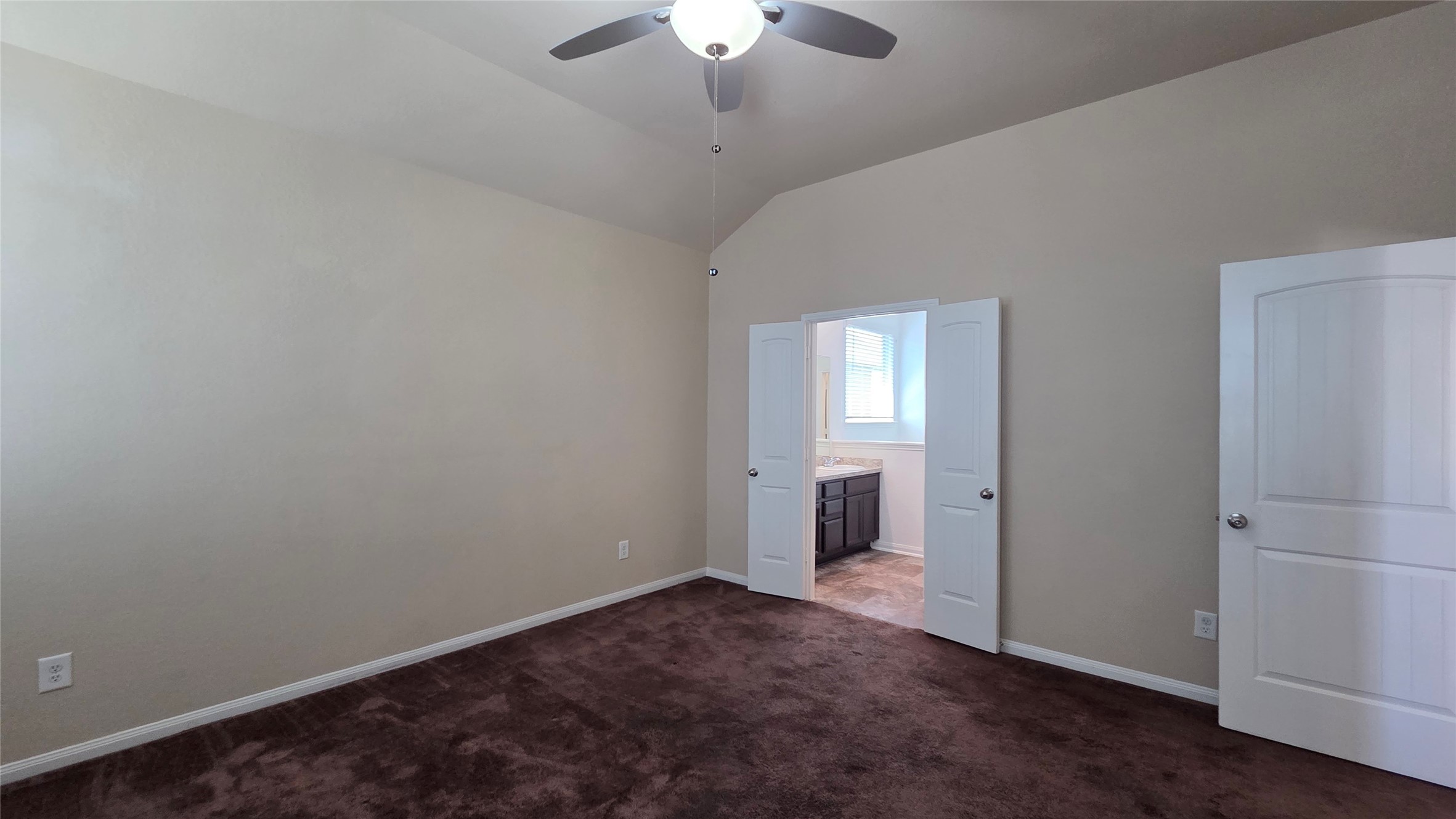 10750 Nathaniel Valley Path Property Photo 12