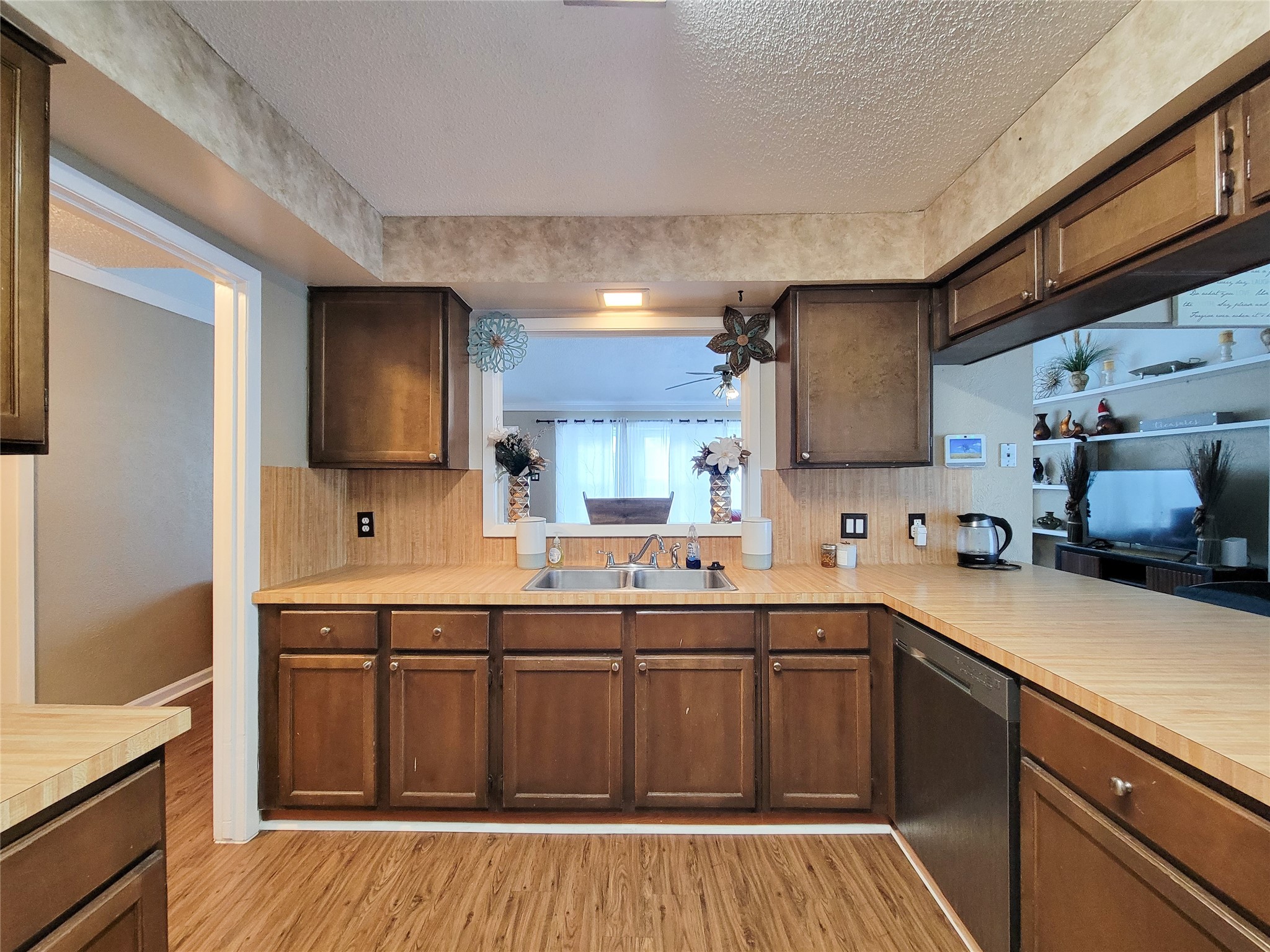 5414 Sweetwind Lane Property Photo 11