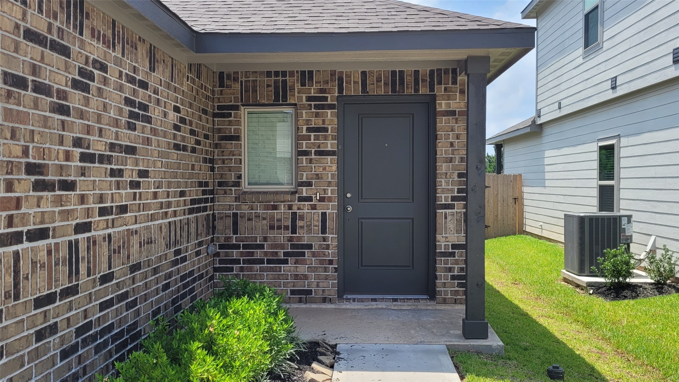 526 Dalloway Street Property Photo 4